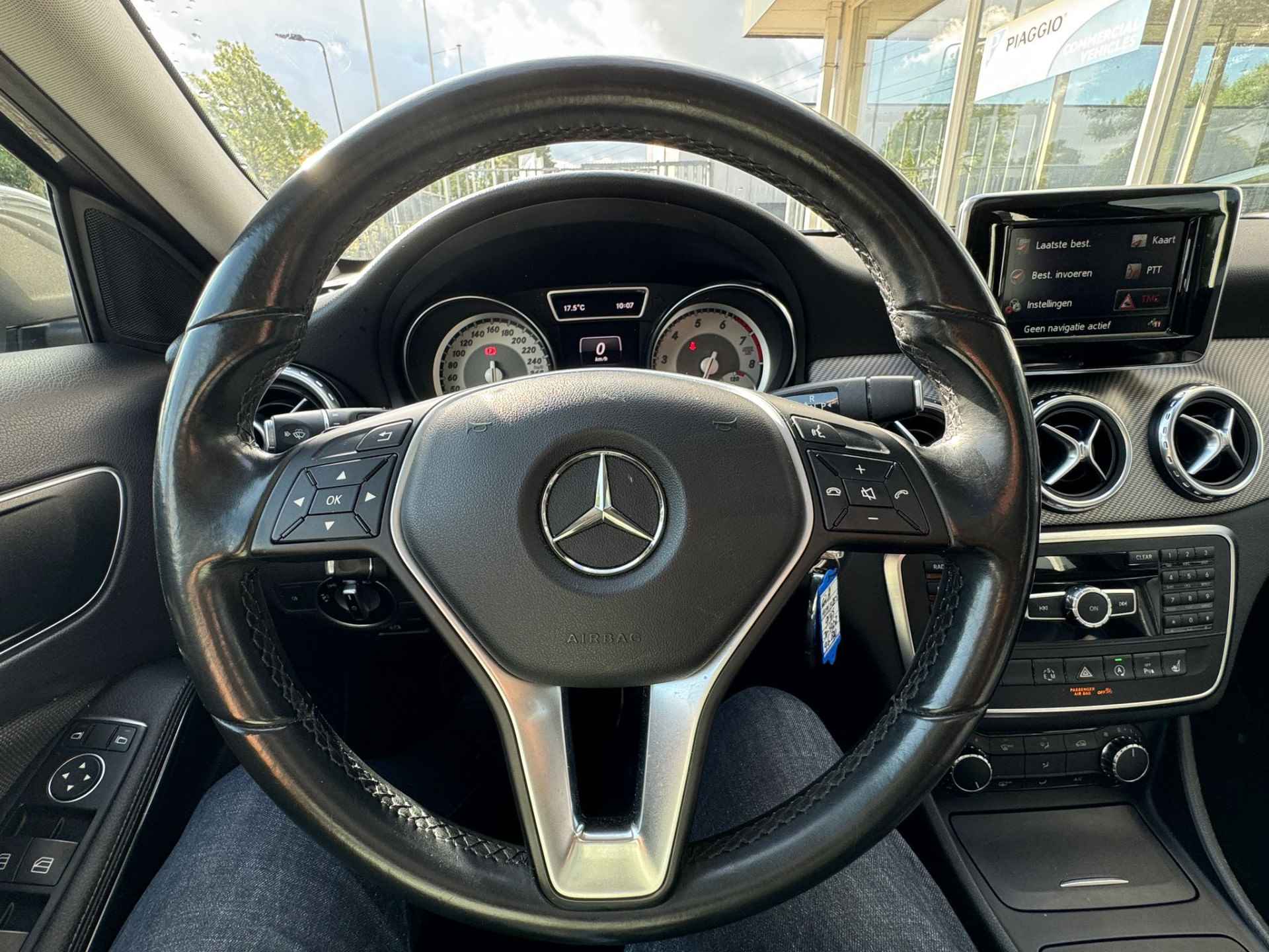 Mercedes-Benz GLA 200 Prestige Automaat Panoramadak Navi - 13/23