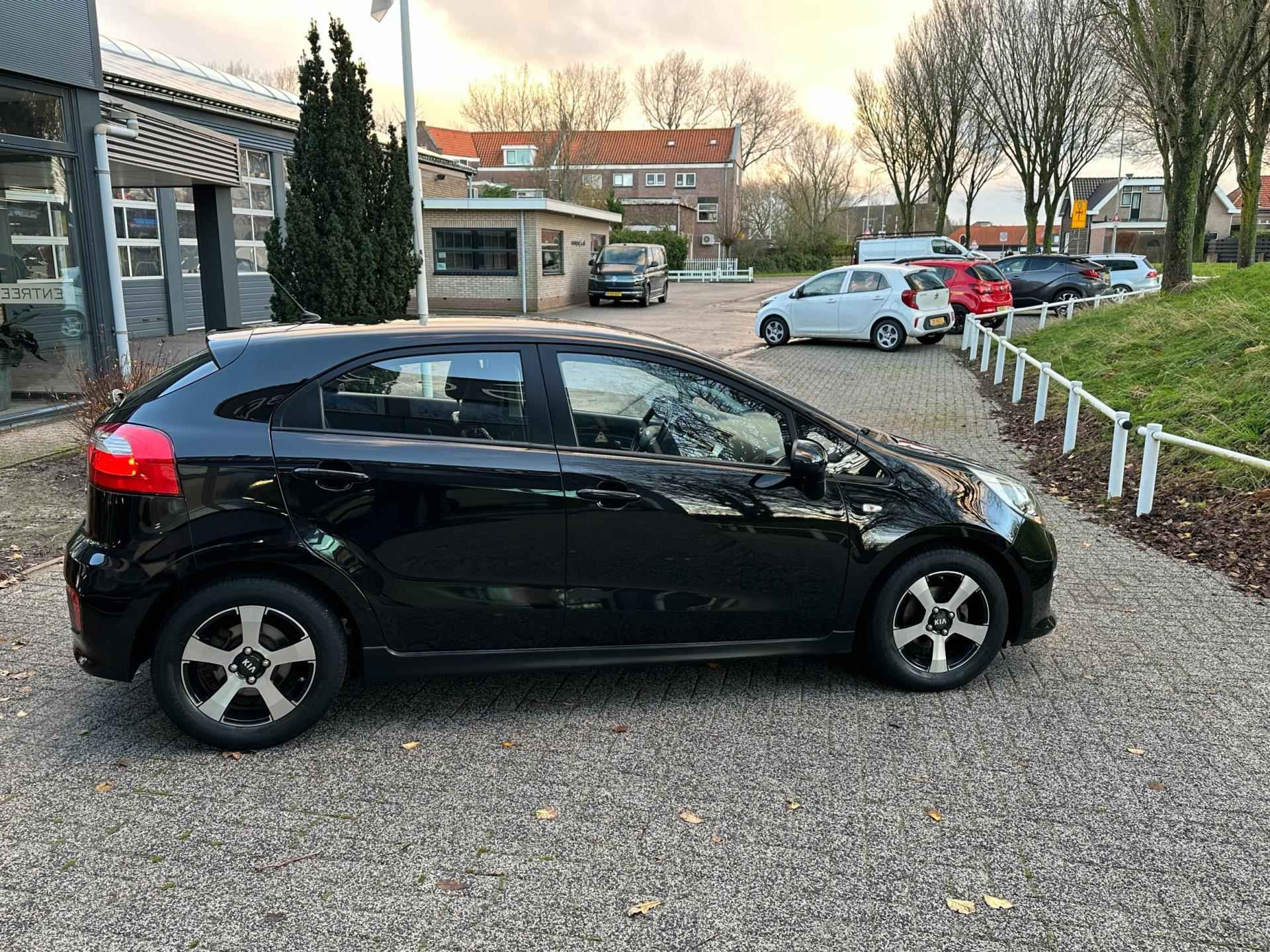 Kia Rio 1.2 CVVT ComfortLine 40000 km !!!!! - 6/25