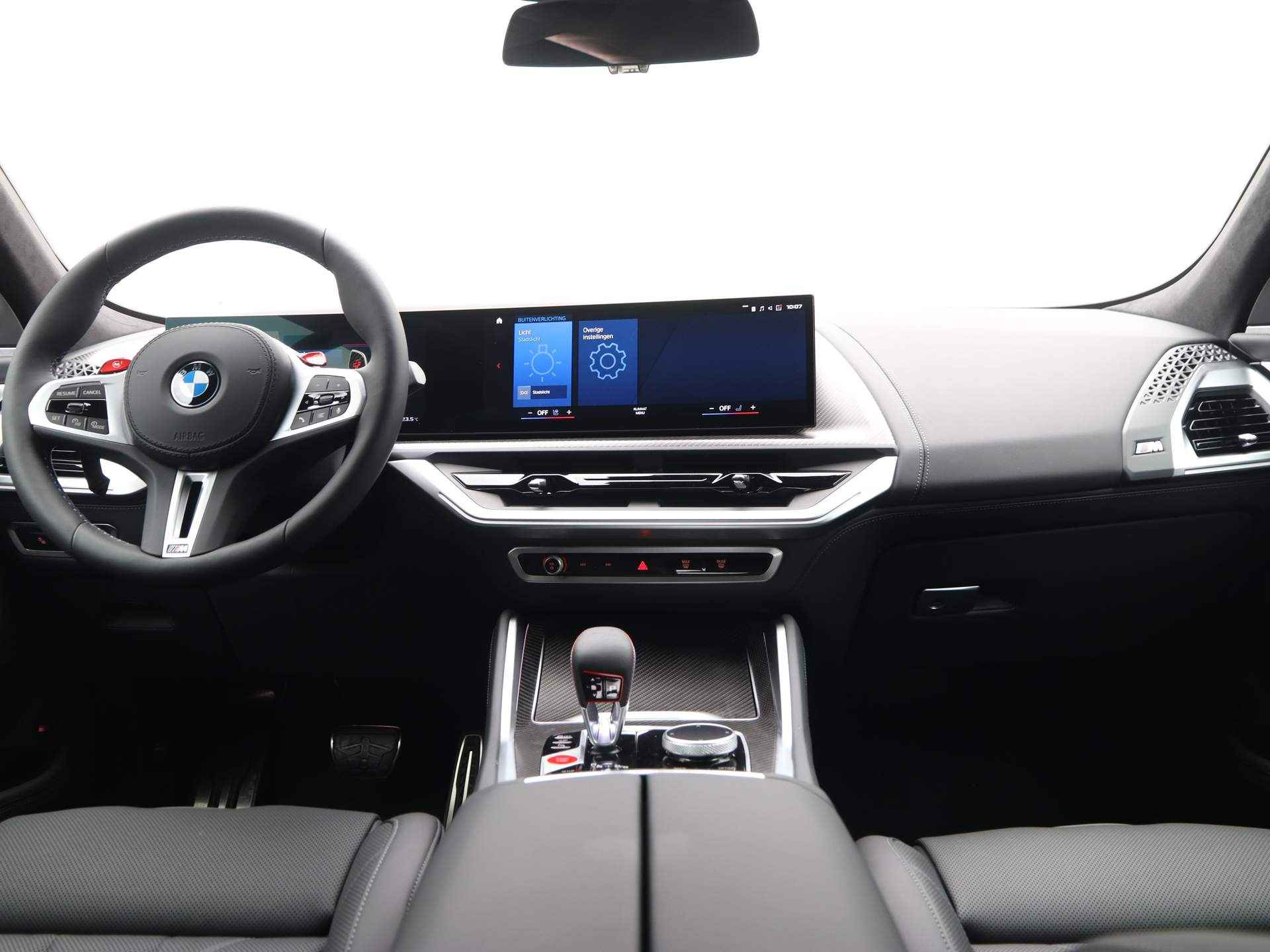 BMW XM PHEV 50e 30 kWh - 14/29