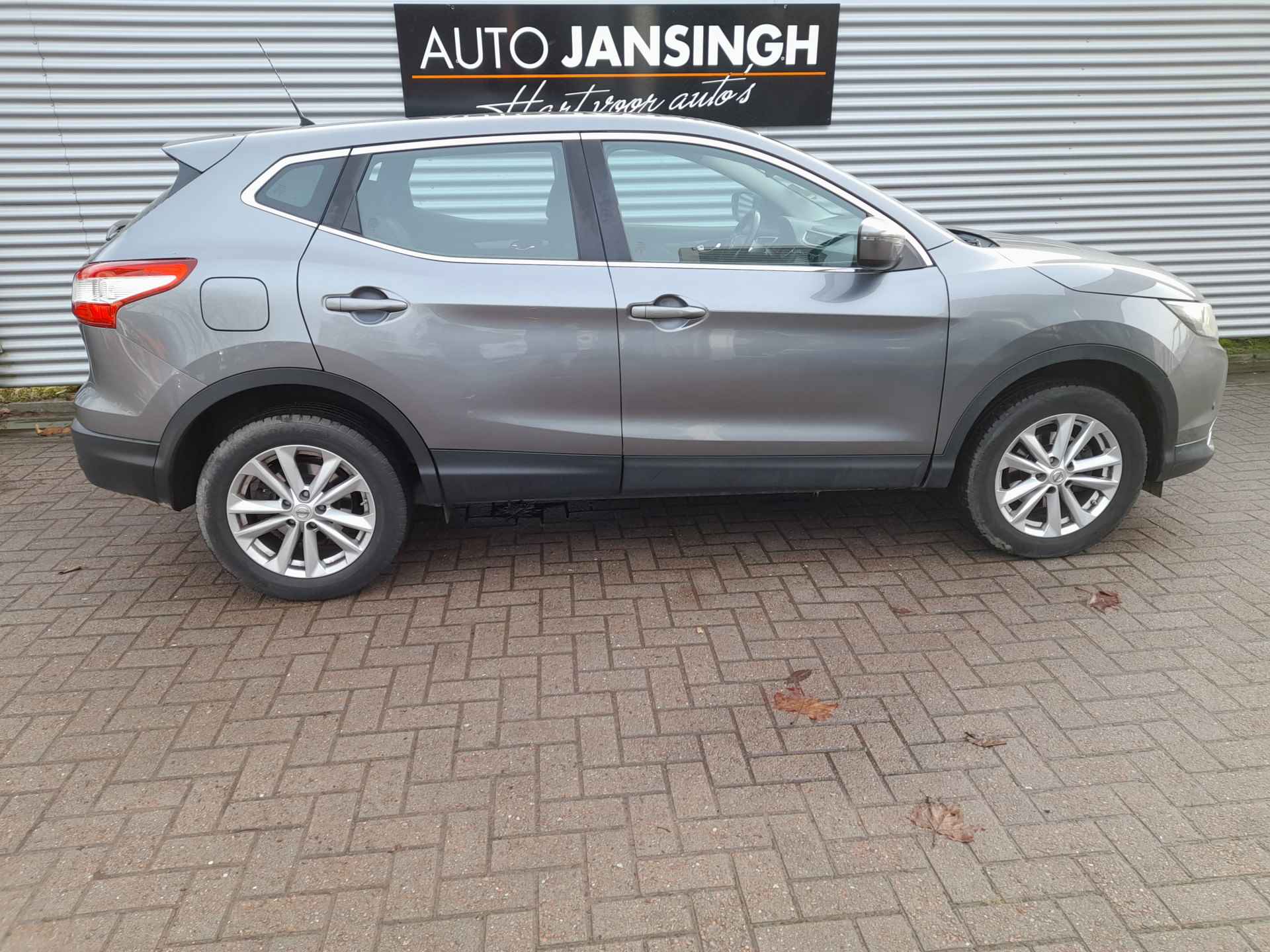 Nissan QASHQAI 1.2 Acenta | Clima | Cruise control | Trekhaak | PDC | Navigatie | Lm Velgen | RIJKLAARPRIJS INCL 12 MAANDEN GARANTIE EN BEURT - 5/24