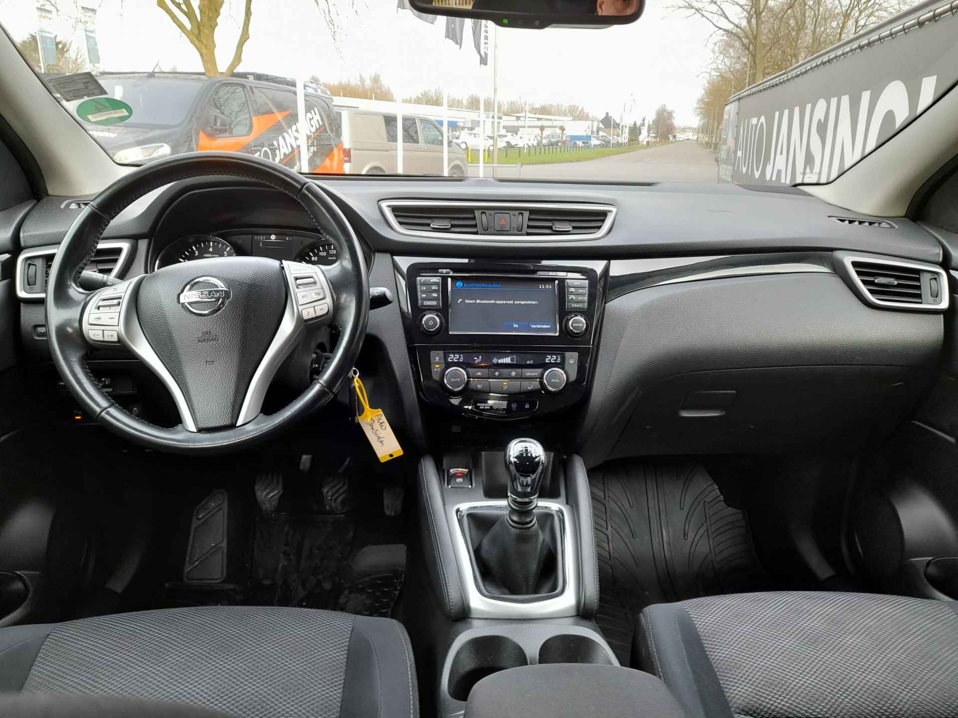 Nissan QASHQAI 1.2 Acenta | Clima | Cruise control | Trekhaak | PDC | Navigatie | Lm Velgen | RIJKLAARPRIJS INCL 12 MAANDEN GARANTIE EN BEURT - 20/24