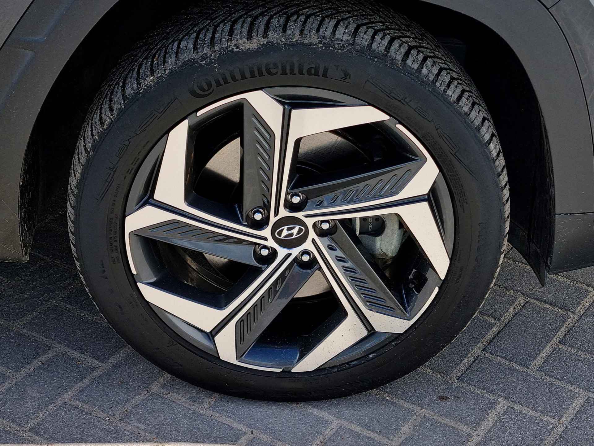 Hyundai Tucson 1.6 T-GDI PHEV Premium 265PK 4WD Automaat / Fabrieksgarantie tot 12/9/2027 / Plug-in / All Season Banden / Lederen Bekleding / Elektrische Stoel - 22/51