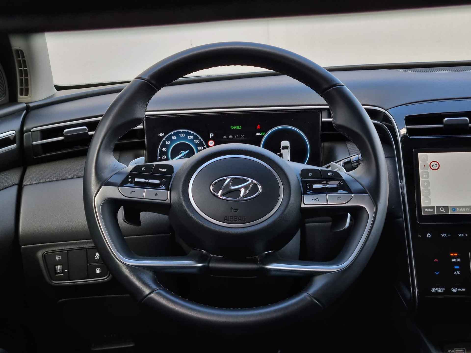 Hyundai Tucson 1.6 T-GDI PHEV Premium 265PK 4WD Automaat / Fabrieksgarantie tot 12/9/2027 / Plug-in / All Season Banden / Lederen Bekleding / Elektrische Stoel - 42/51