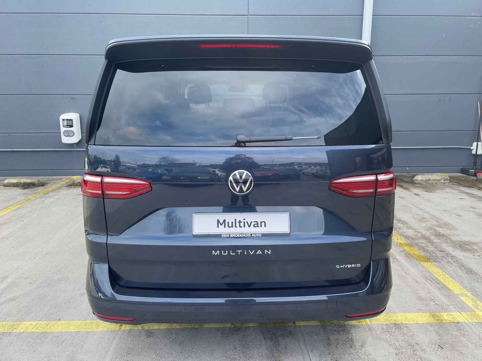 Volkswagen Multivan 1.4 eHybrid L1H1 Life Business | Rijklaar | Direct leverbaar! ACTIEPRIJS - 5/31