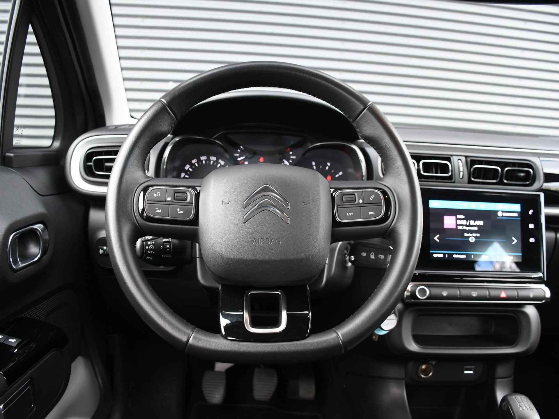 Citroen C3 Business 1.2 PureTech 83pk NAVI | CRUISE | DAB | PDC ACHTER + CAMERA | APPLE CARPLAY | USB | VERKEERSBORDEN HERKENNING - 12/28