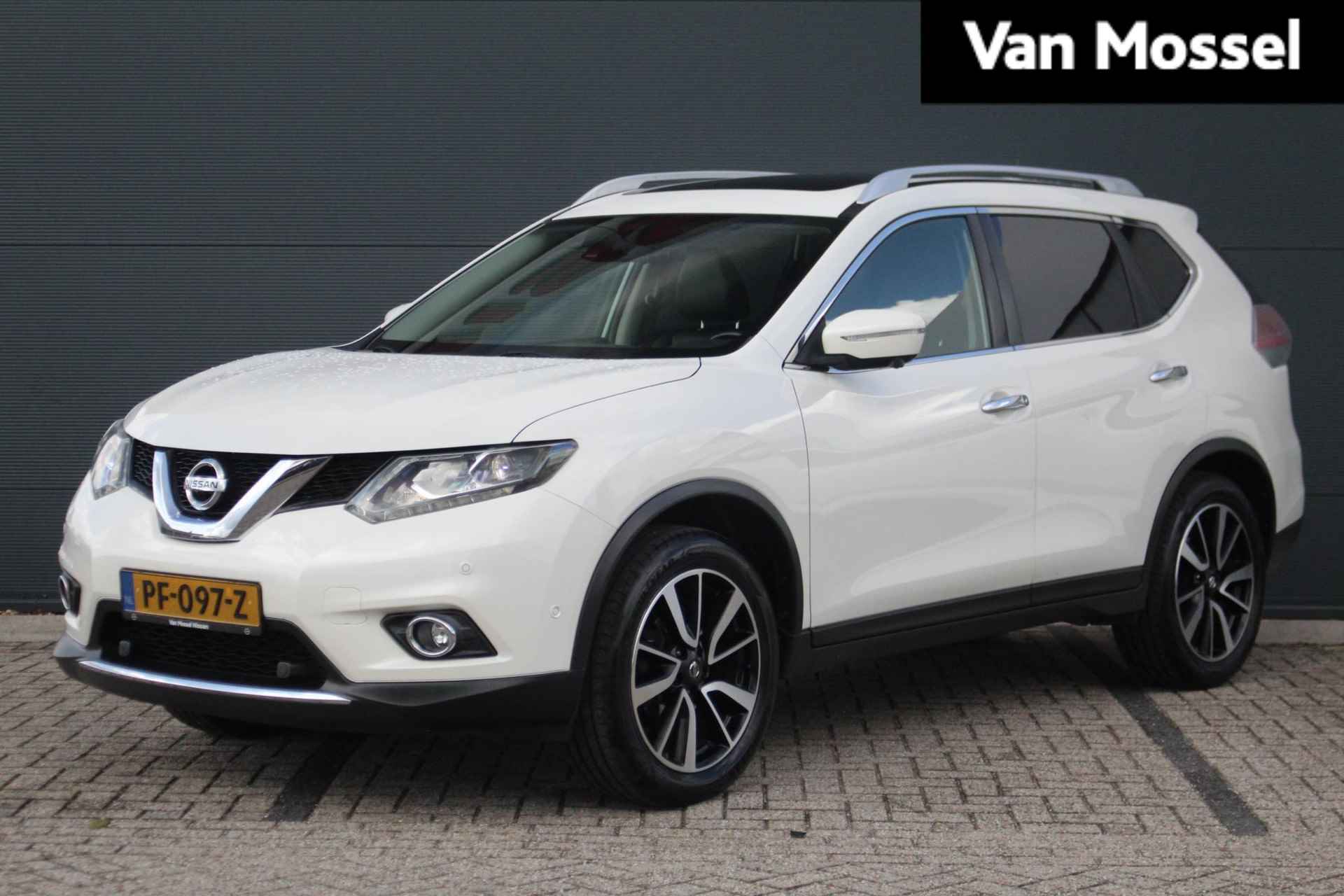 Nissan X-Trail 1.6 DIG-T Tekna 163pk | Navigatie | Schuif/kanteldak | 360 Camera | Trekhaak | Lederen Interieur | Stoelverwarming - 1/29