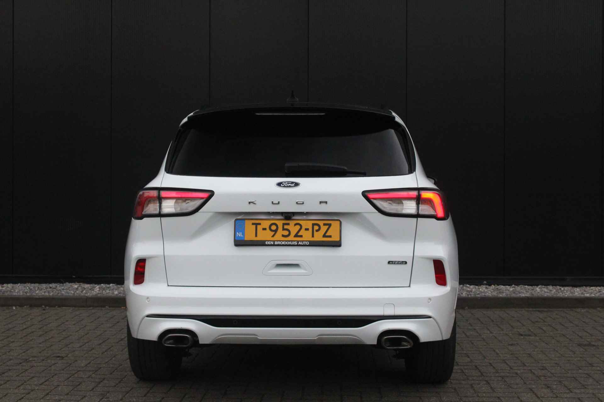 Ford Kuga 2.5 PHEV ST-Line | Black-Edition! | Camera | Standkachel | Dealer Onderhouden | Apple Carplay / Android Auto | Draadloos opladen - 6/44