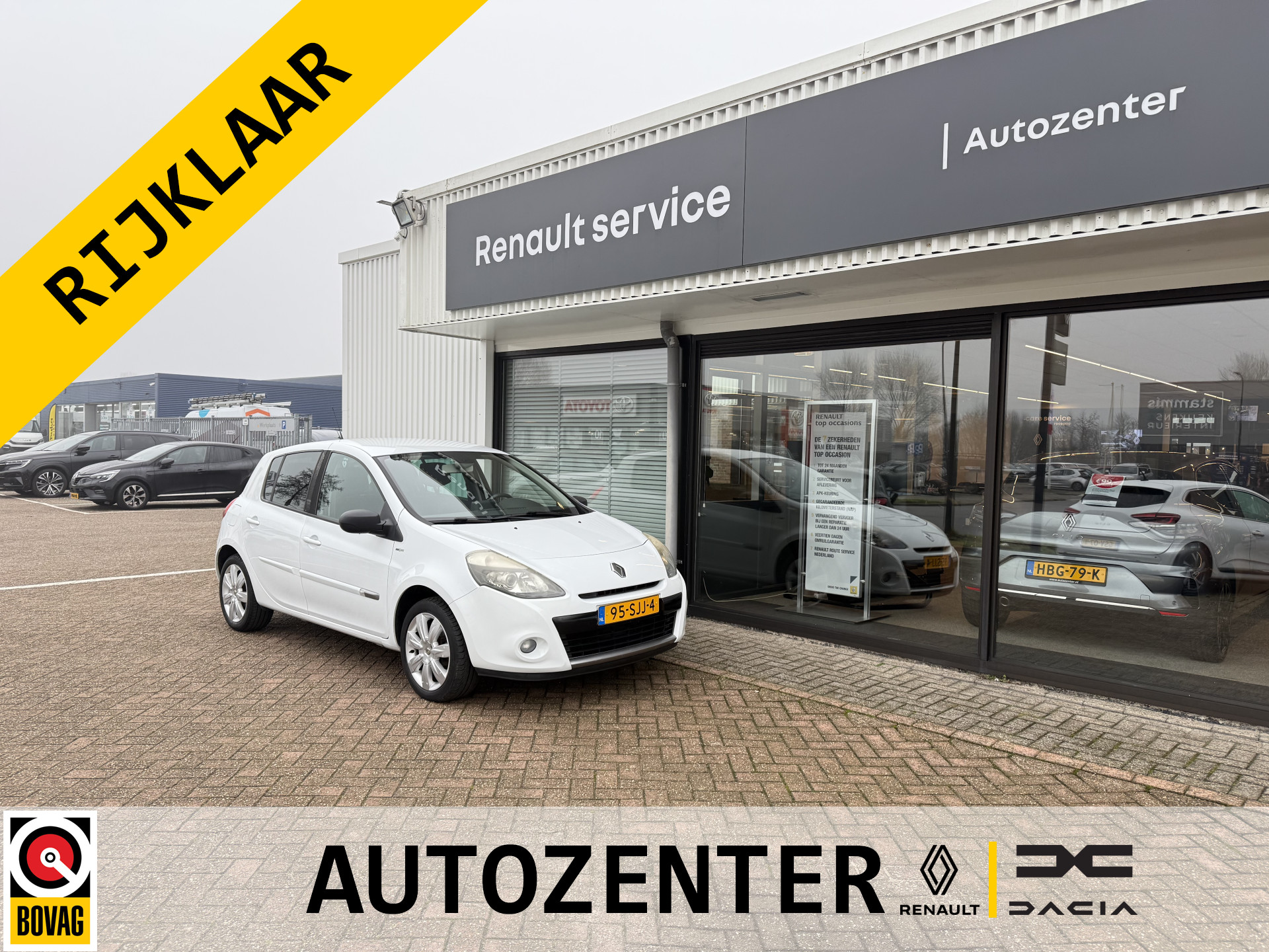 Renault Clio 1.6 16v Automaat 110 Night & Day | weinig km's! | navigatie | parkeersensor | cruise control | tijdelijk gratis Top Afleverpakket twv Eur 695