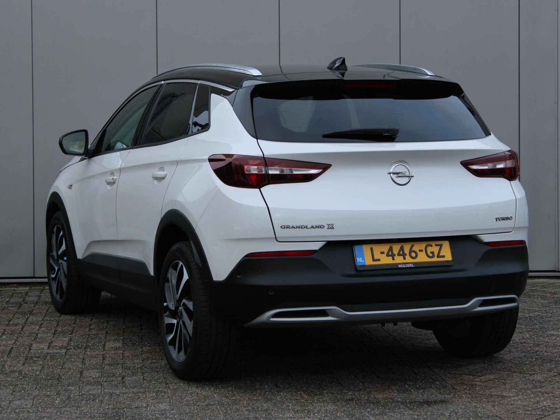 Opel Grandland X 1.2 Turbo Ultimate Automaat | Navi / Leder / Camera - 3/26