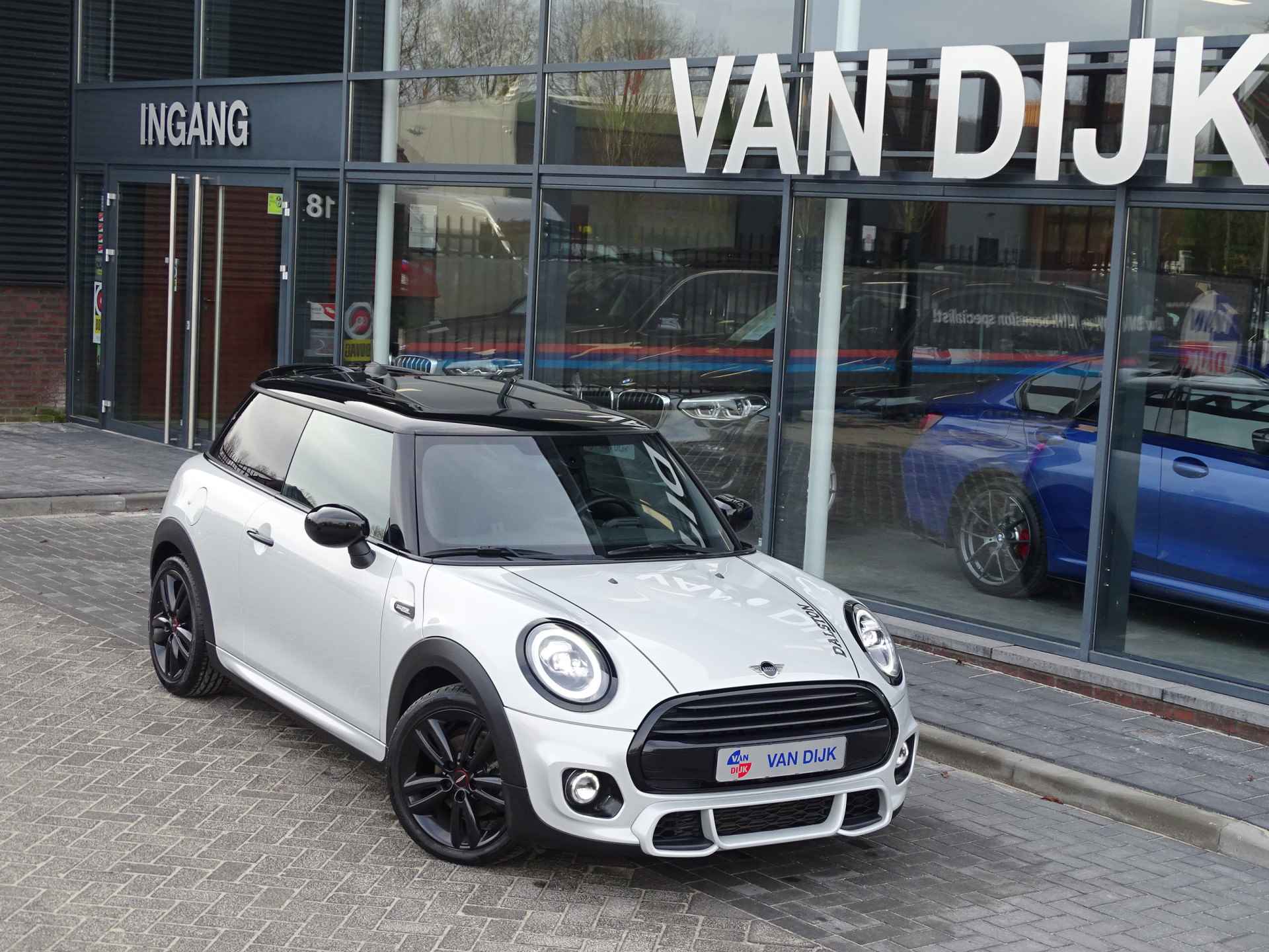 MINI Mini 1.5 Cooper Dalston Edit. Pano.Dak John Cooper Works pakket Apple Carplay LED 17” LM Track Spoke zwart - 2/43