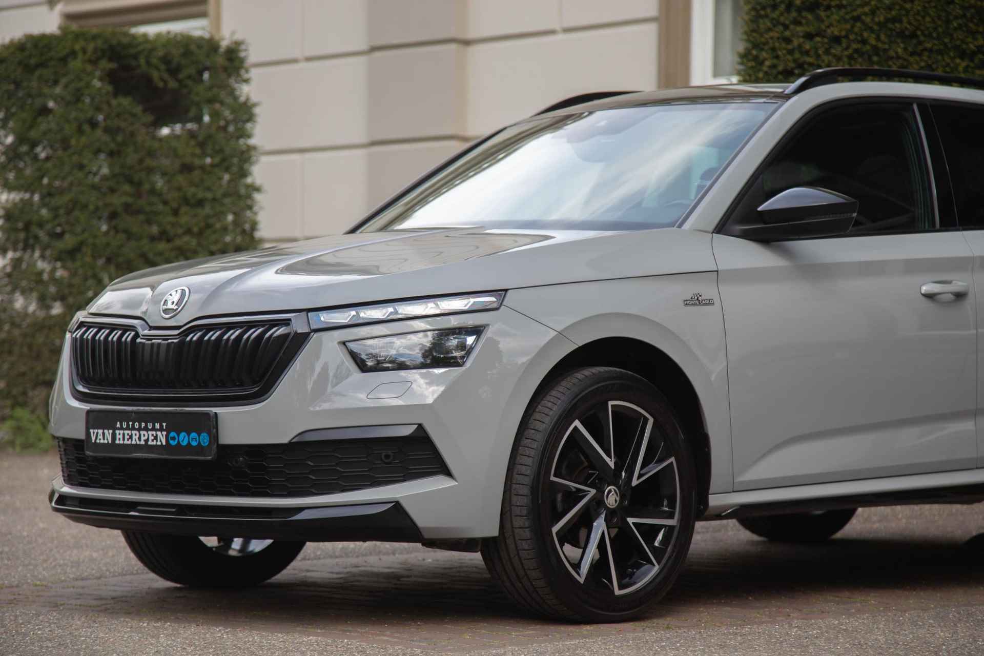 Skoda Kamiq 1.5 TSI ACT SportLine Monte Carlo Pano | ACC | Camera | Carplay | Dodehoeksens - 9/49