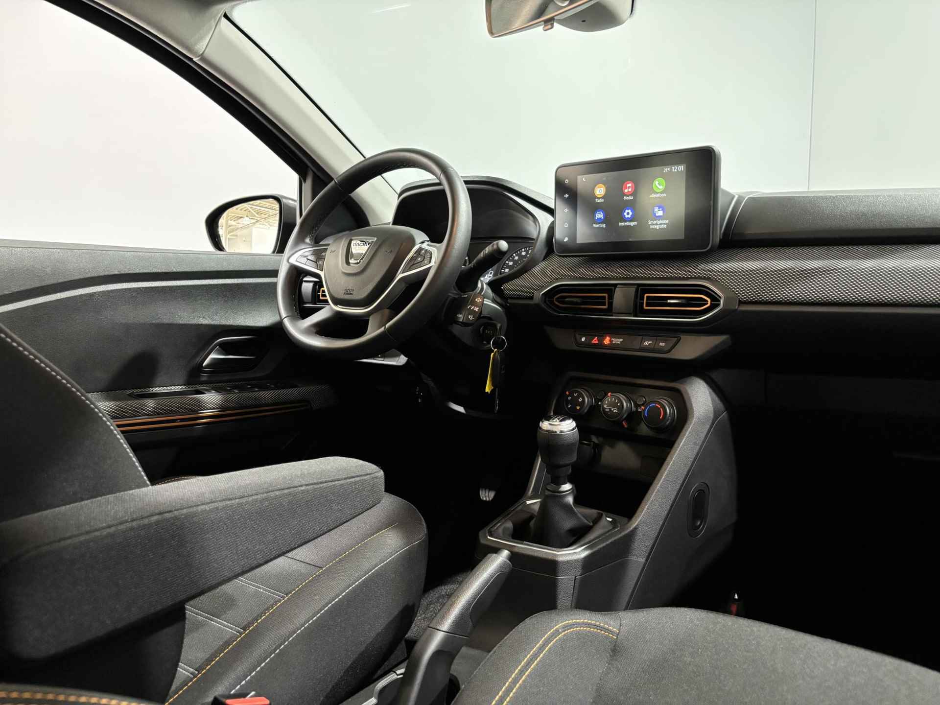 Dacia Sandero Stepway 1.0 - 90PK TCe Stepway Comfort | 1e eigenaar | Trekhaak | Airco | Cruise Control | Full LED | Licht & Regen Sensor | Armsteun | - 10/33