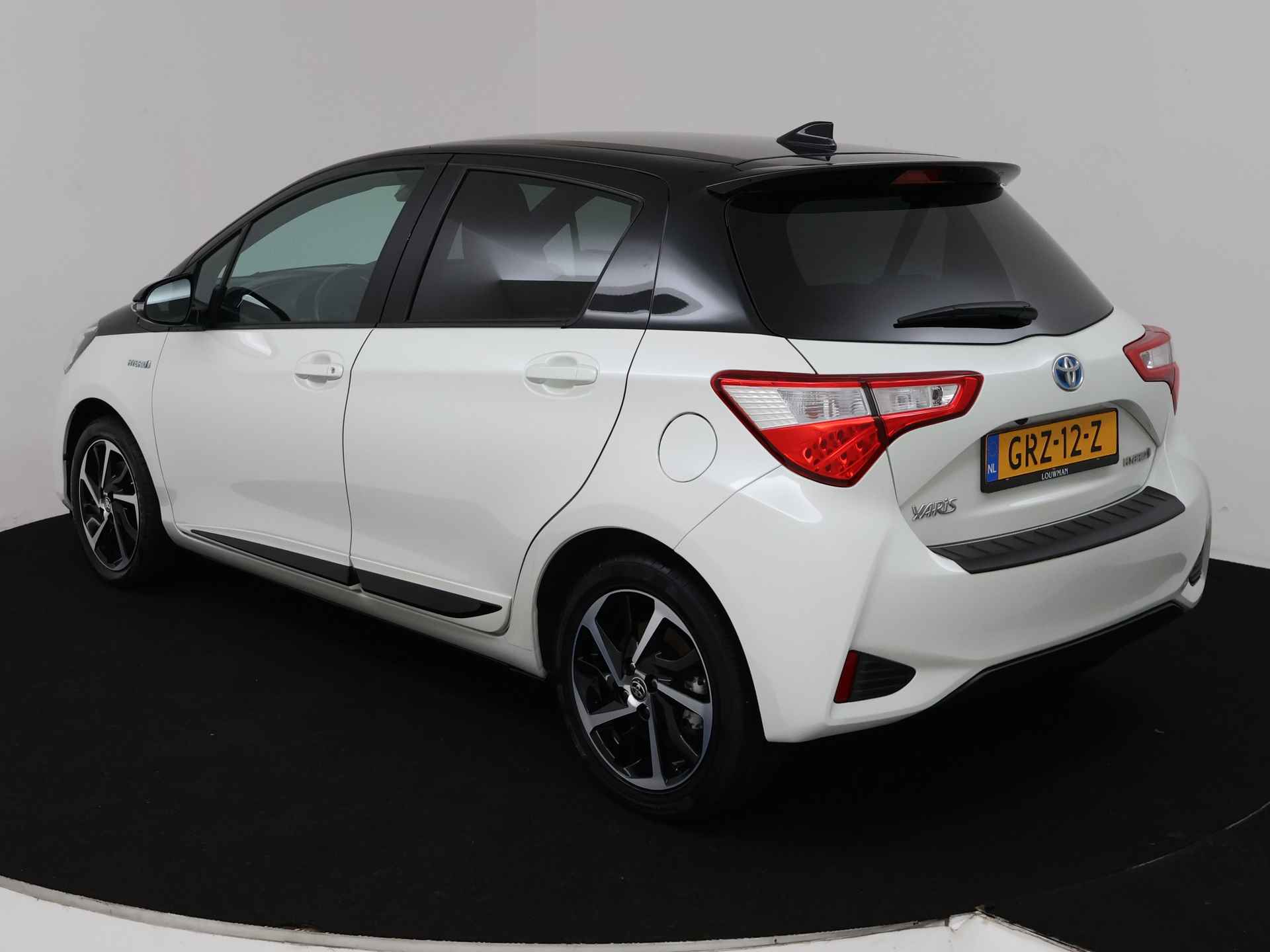 Toyota Yaris 1.5 Hybrid Dynamic Limited | Camera | LM velgen | Climate Control | - 17/41