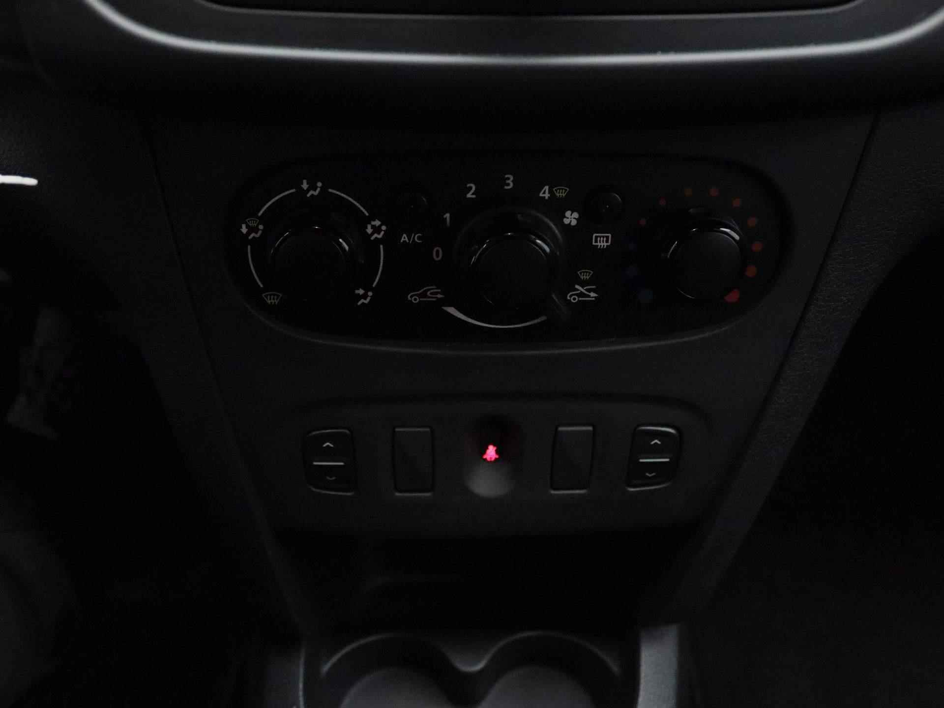 Dacia Logan MCV 0.9 TCe S&S Robust | Airco | Bluetooth | Lichtmetalen velgen - 16/22