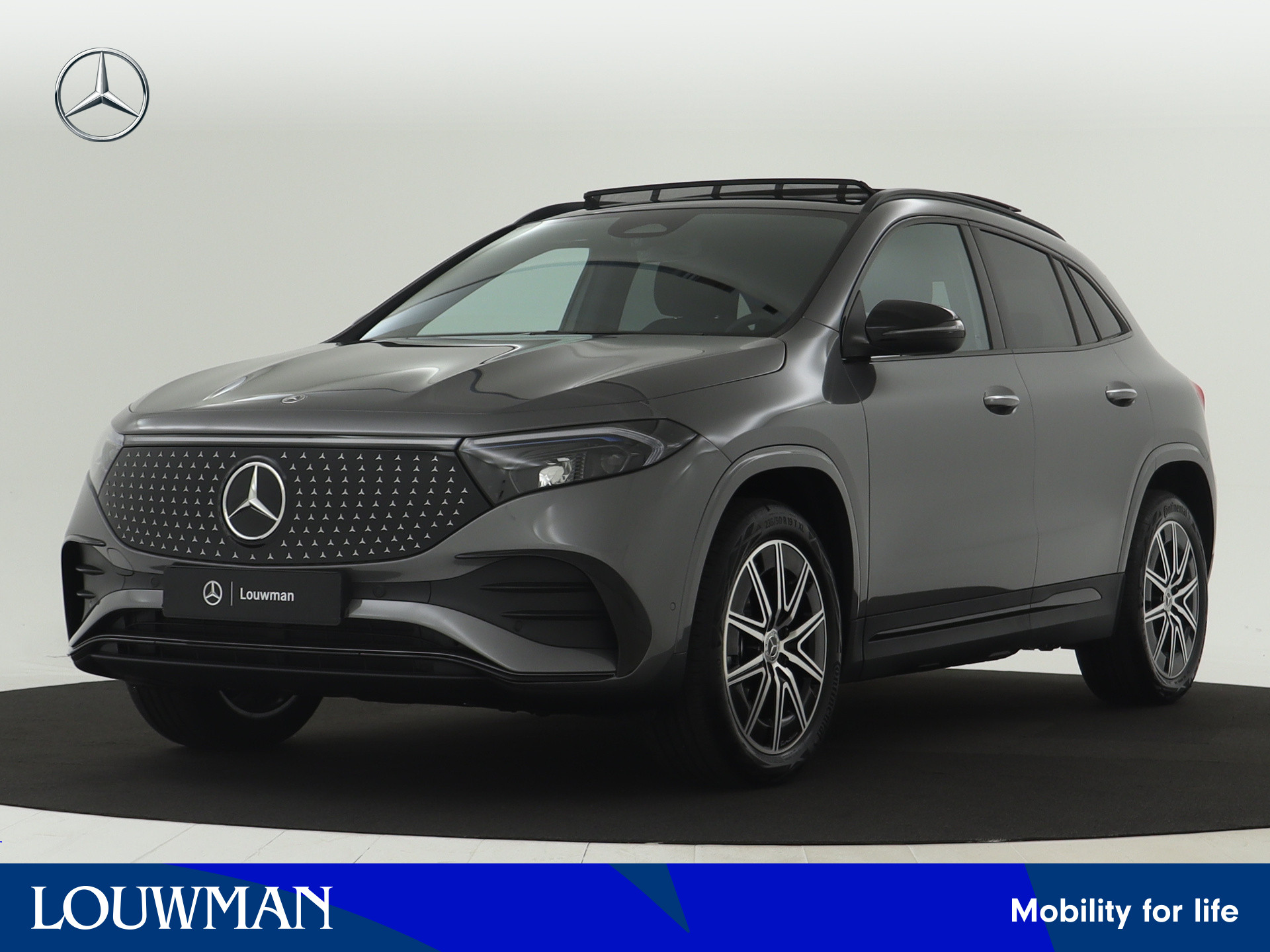 Mercedes-Benz EQA 250+ AMG Line 71 kWh | Trekhaak | Nightpakket | Parkeerpakket met achteruitrijcamera | KEYLESS-GO comfort pakket | GUARD 360° Voertuigbescherming Plus | Winter pakket | Premium pakket | EASY PACK achterklep |