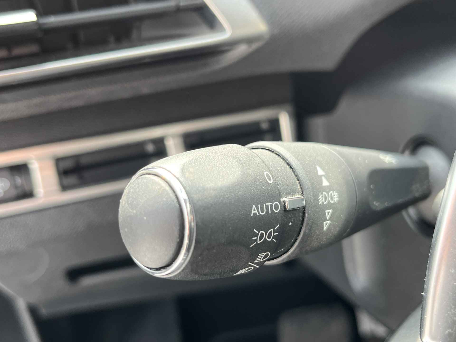 Peugeot 3008 PureTech 130 EAT6 Allure | Apple Carplay\Android Auto | Camera | - 24/34