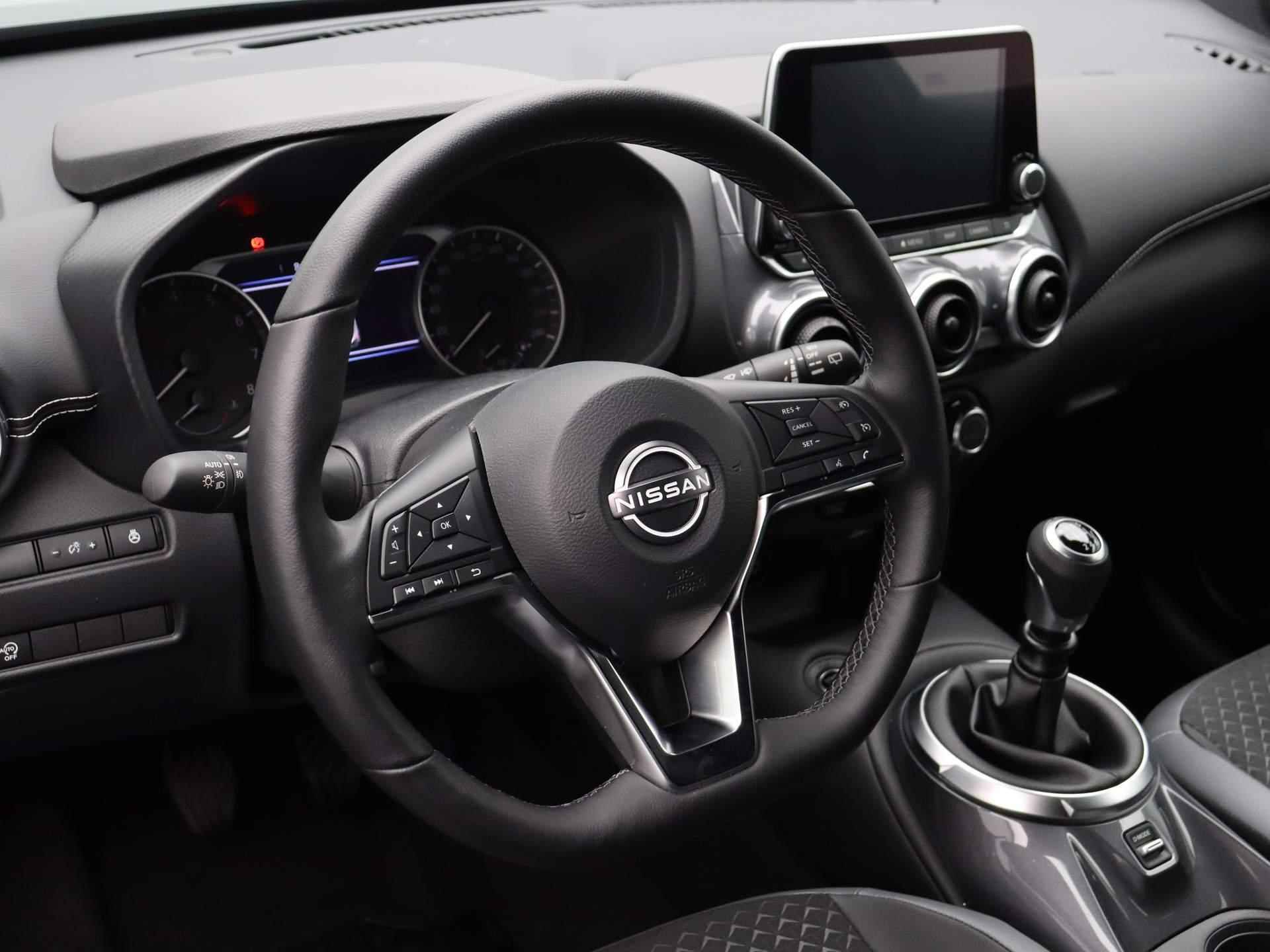 Nissan Juke 1.0 DIG-T N-Connecta | Achteruitrij Camera | Stoel, Stuur en Voorruit verwarming | Climate Control | Apple Carplay | Passagiersstoel In Hoogte Verstelbaar | - 17/50