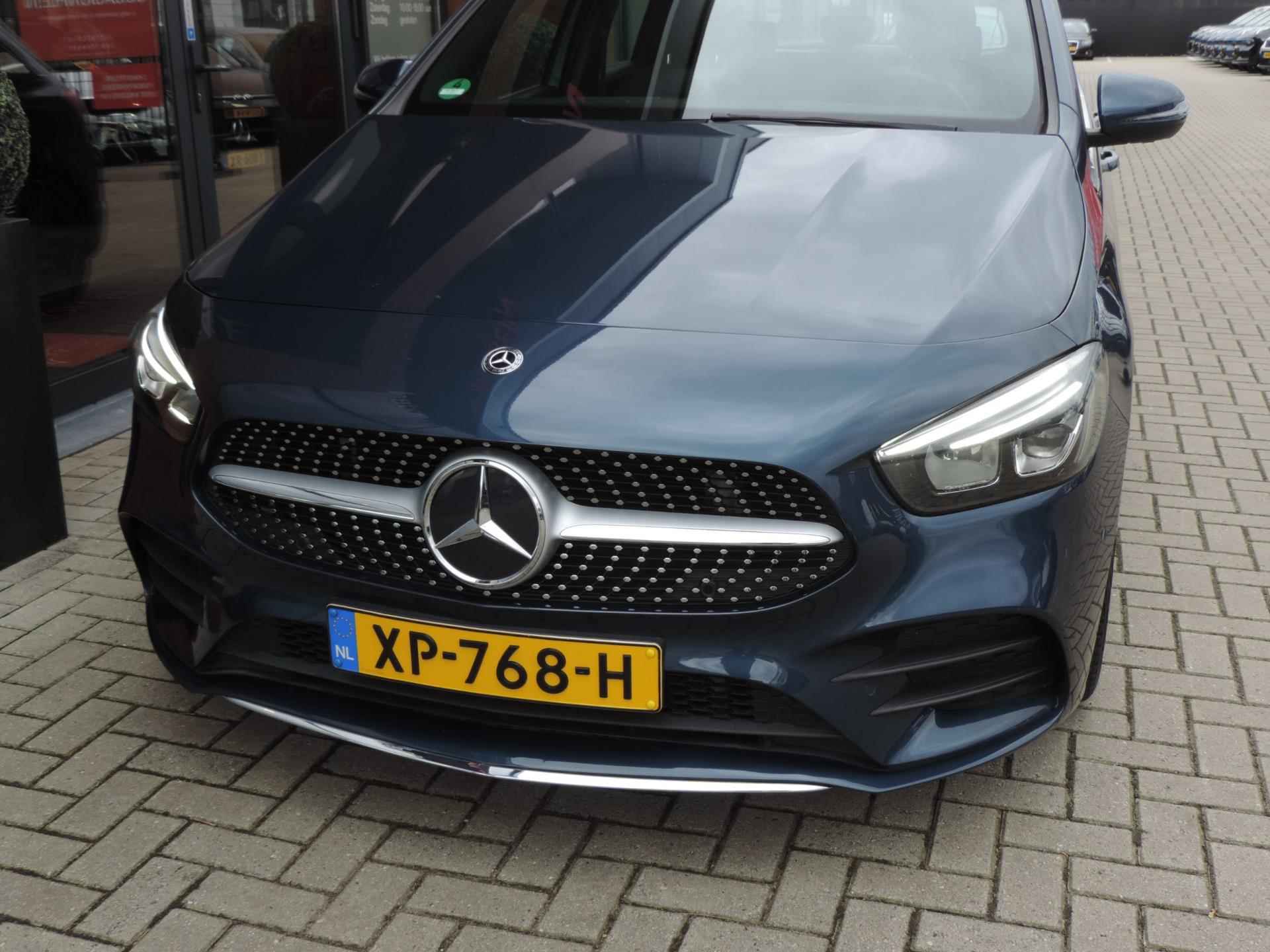 Mercedes-Benz B-klasse 180 Business Solution AMG AUTOMAAT | Panodak | Wegkl.Th | Camera | 18'' Allseason | CarPlay | Keyless | LED - 4/85