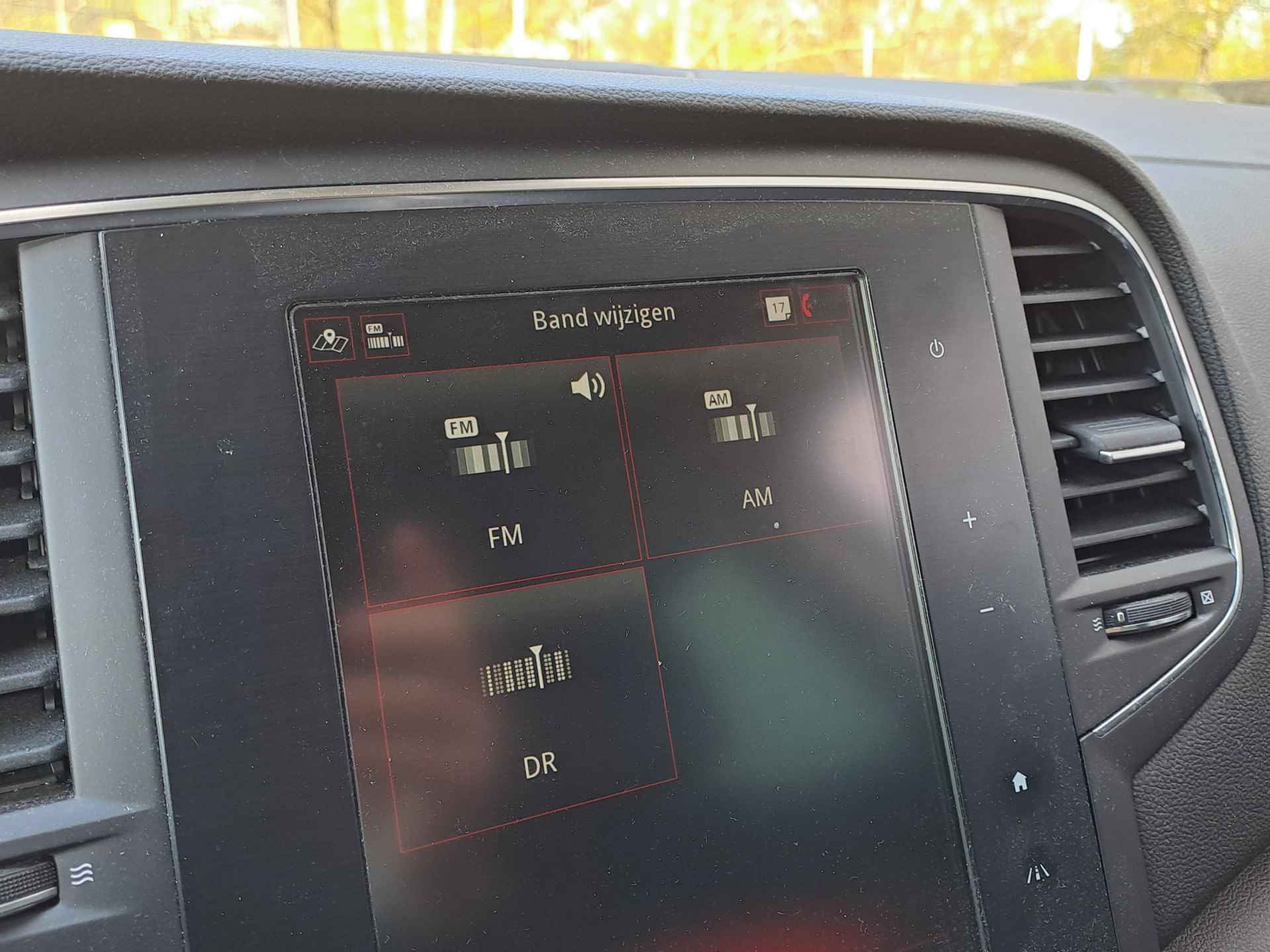 Renault Mégane 1.3 TCe Bose | Apple Carplay/Android Auto | Camera | Trekhaak | Navi - 21/28