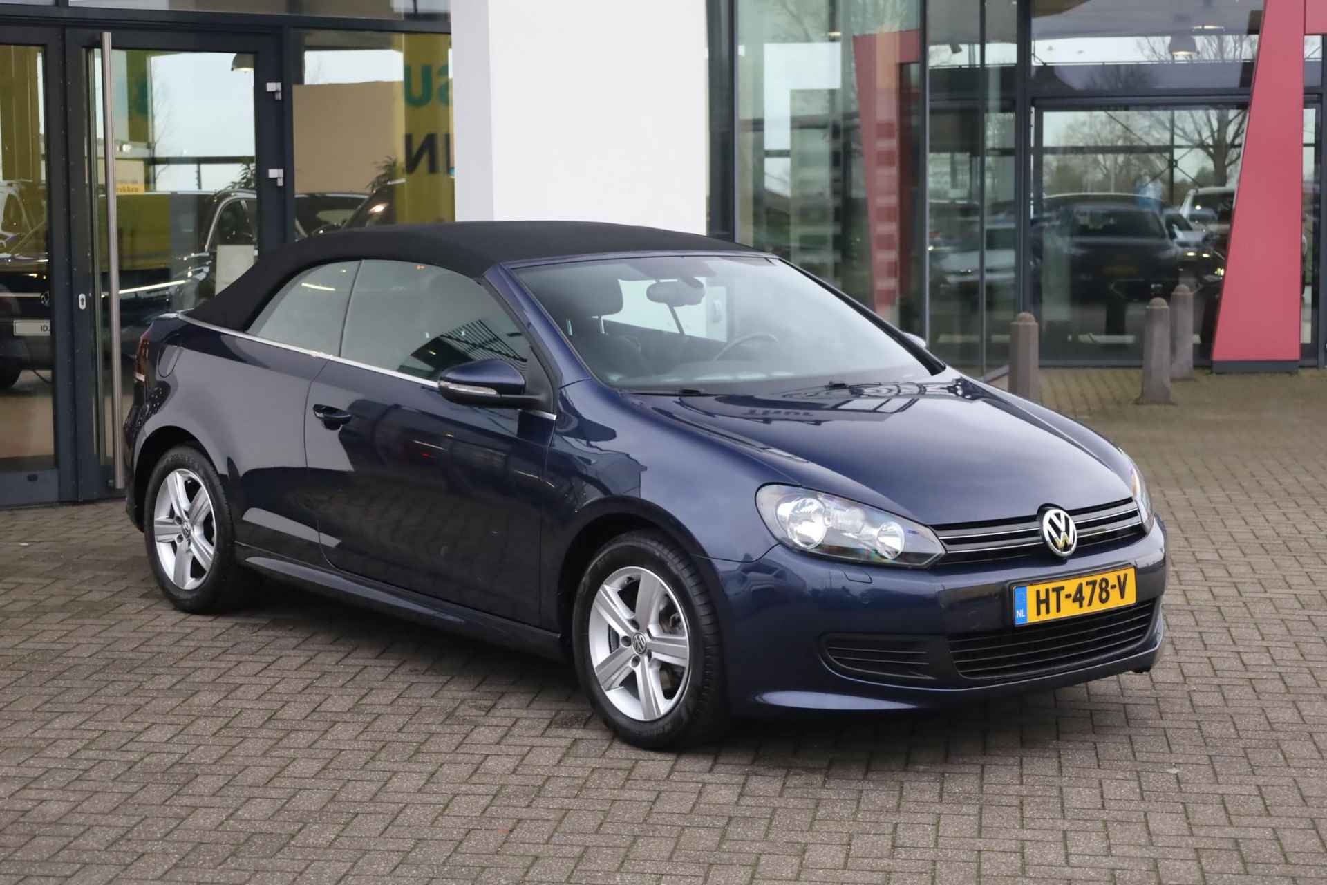 Volkswagen Golf Cabriolet 1.2 TSI BlueMotion 105PK / 77kW, NL Auto, alarm, cruise control, Apple Carplay / Android Auto, ECC, climatronic, dimmende binnenspiegel, navigatie, lederen multifunctioneel stuurwiel, cruise control, 16" LMV, LED achterlichten, regensensor - 5/33