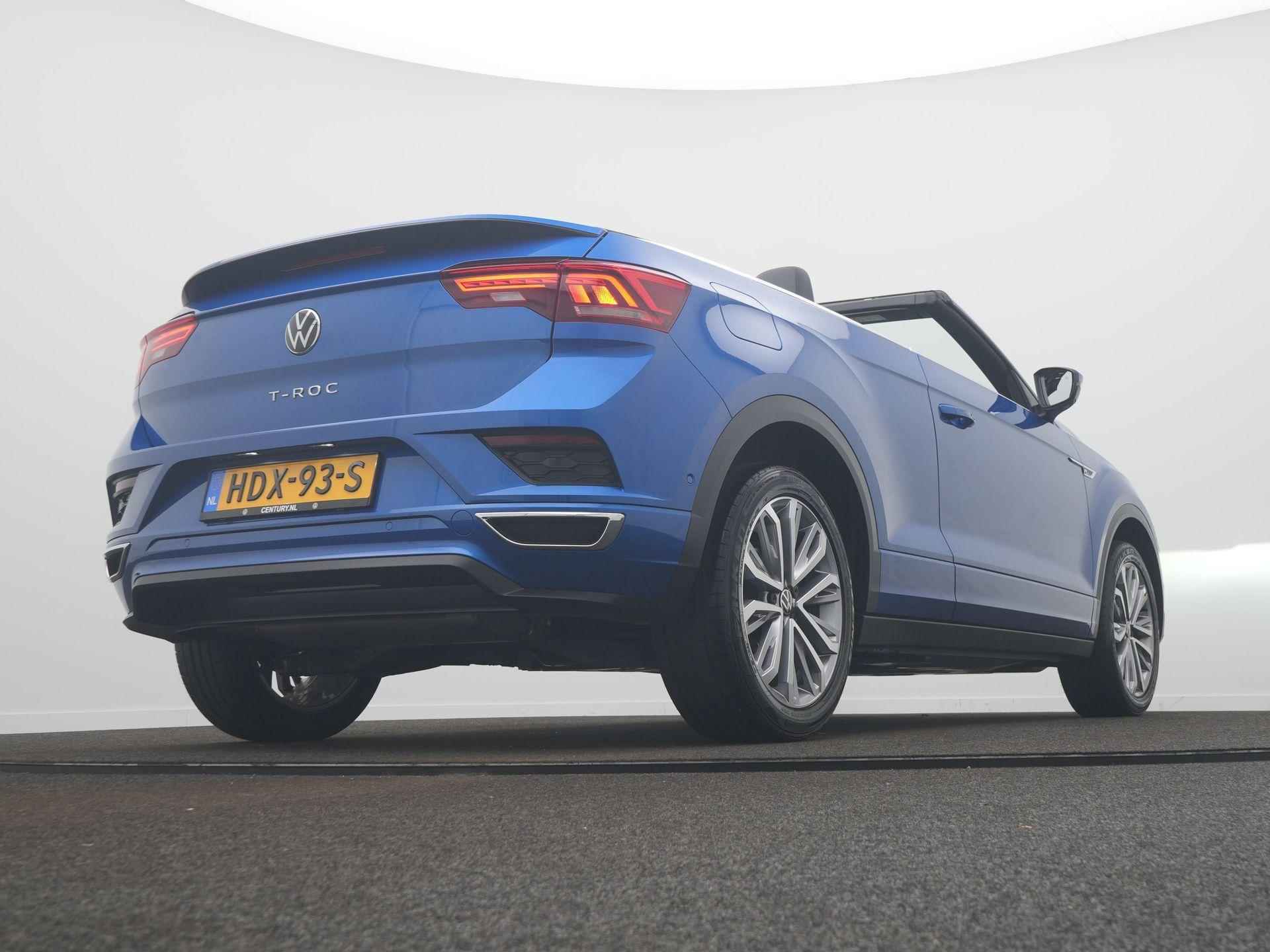 Volkswagen T-Roc Cabrio 1.5 TSI R-Line Leer - Navigatie - Winterpakket - Camera - 10/52