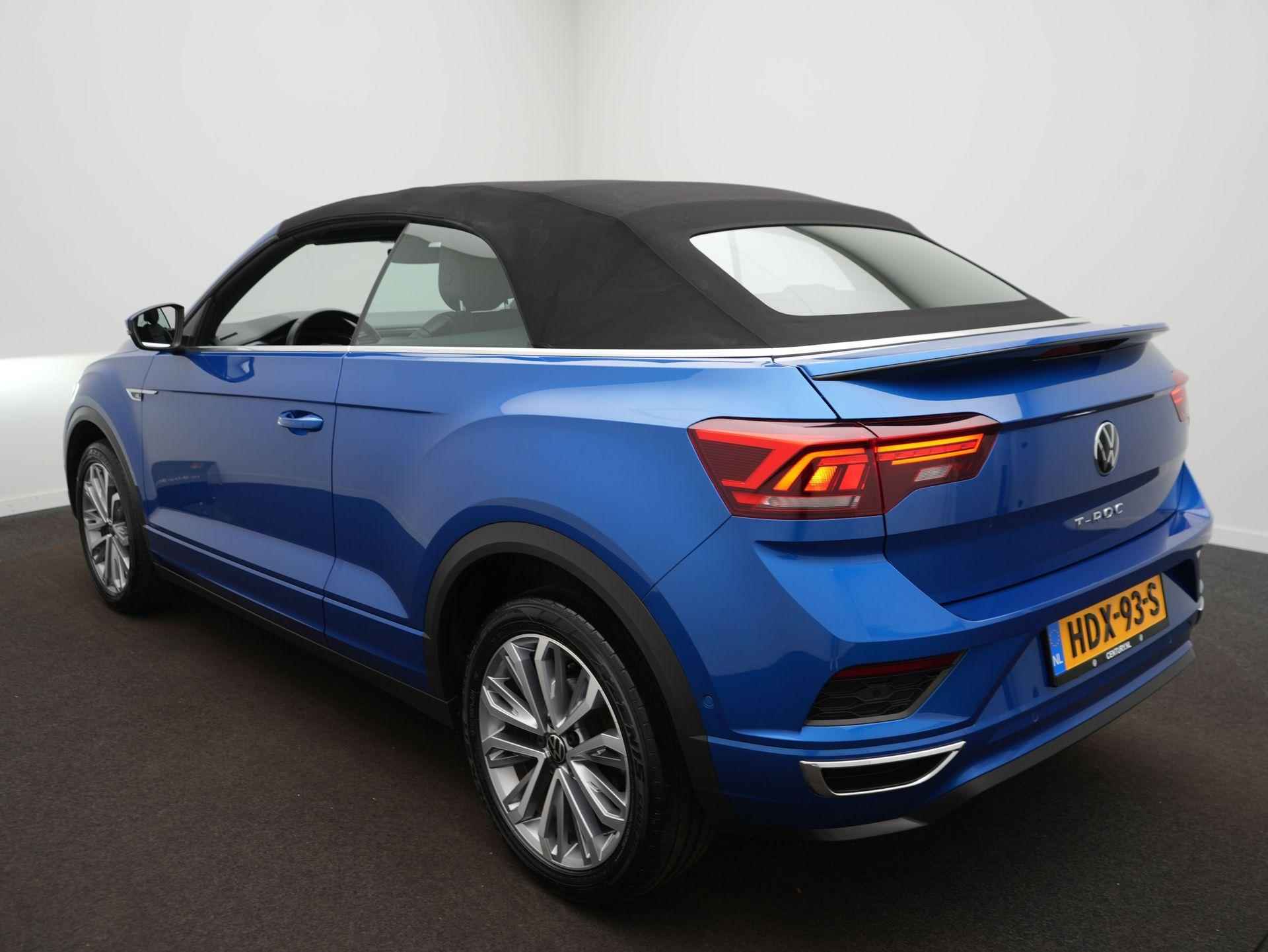 Volkswagen T-Roc Cabrio 1.5 TSI R-Line Leer - Navigatie - Winterpakket - Camera - 15/52