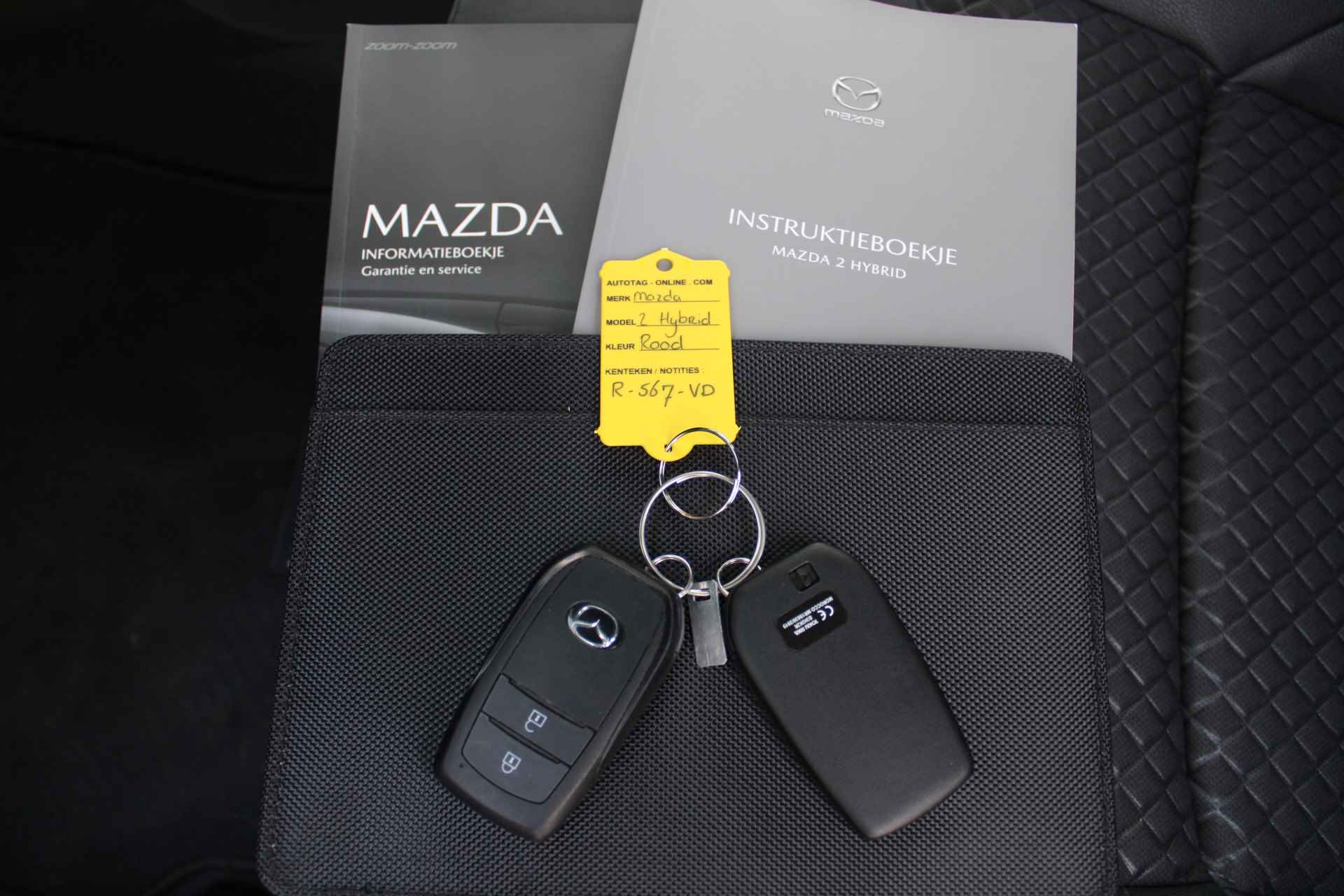 Mazda 2 Hybrid 1.5 Agile Comfort pakket | Airco | Cruise | Apple car play | Android auto | Camera | 15" LM | - 33/33