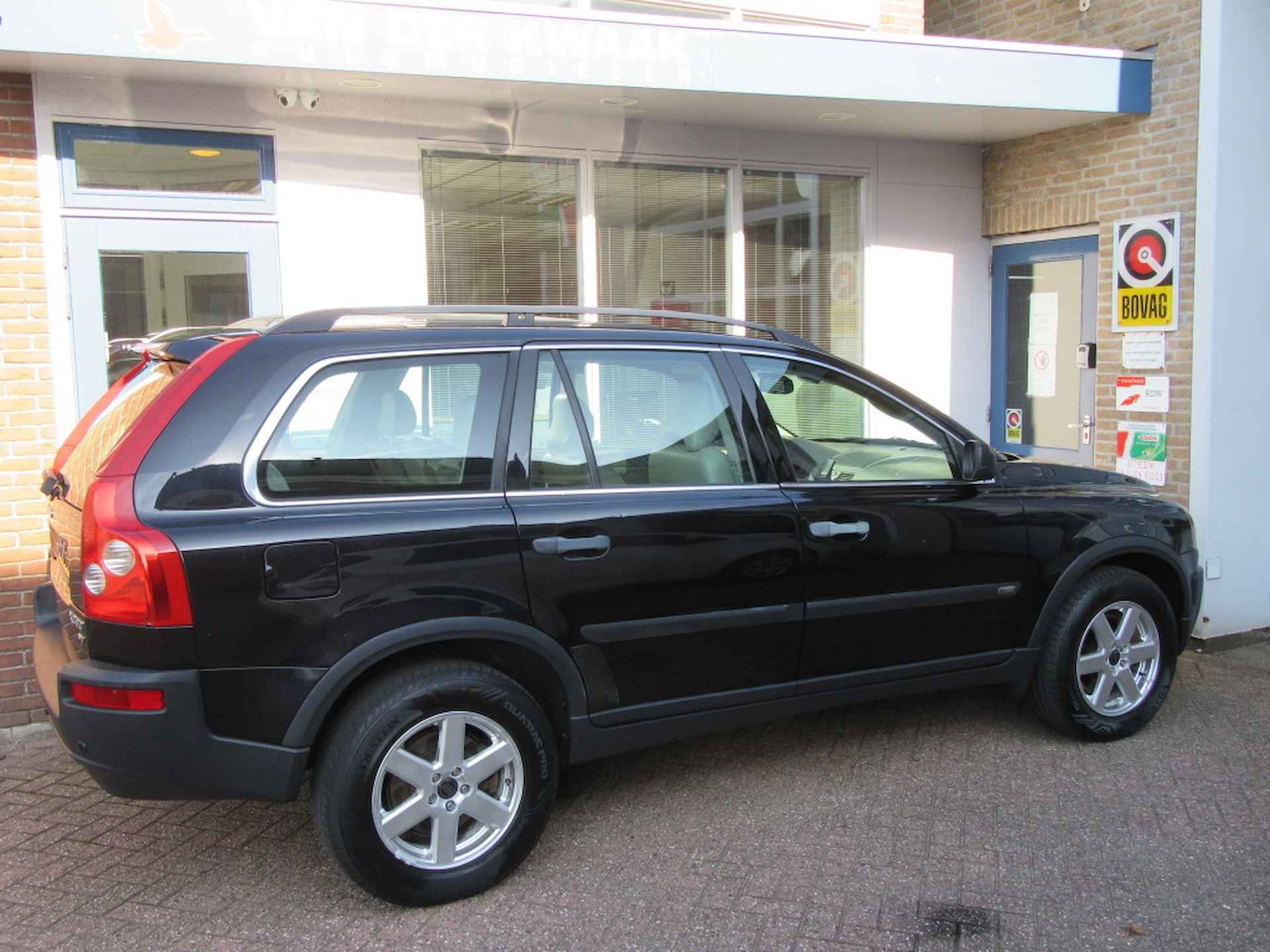 Volvo XC90 2.5 T Elite - 25/26