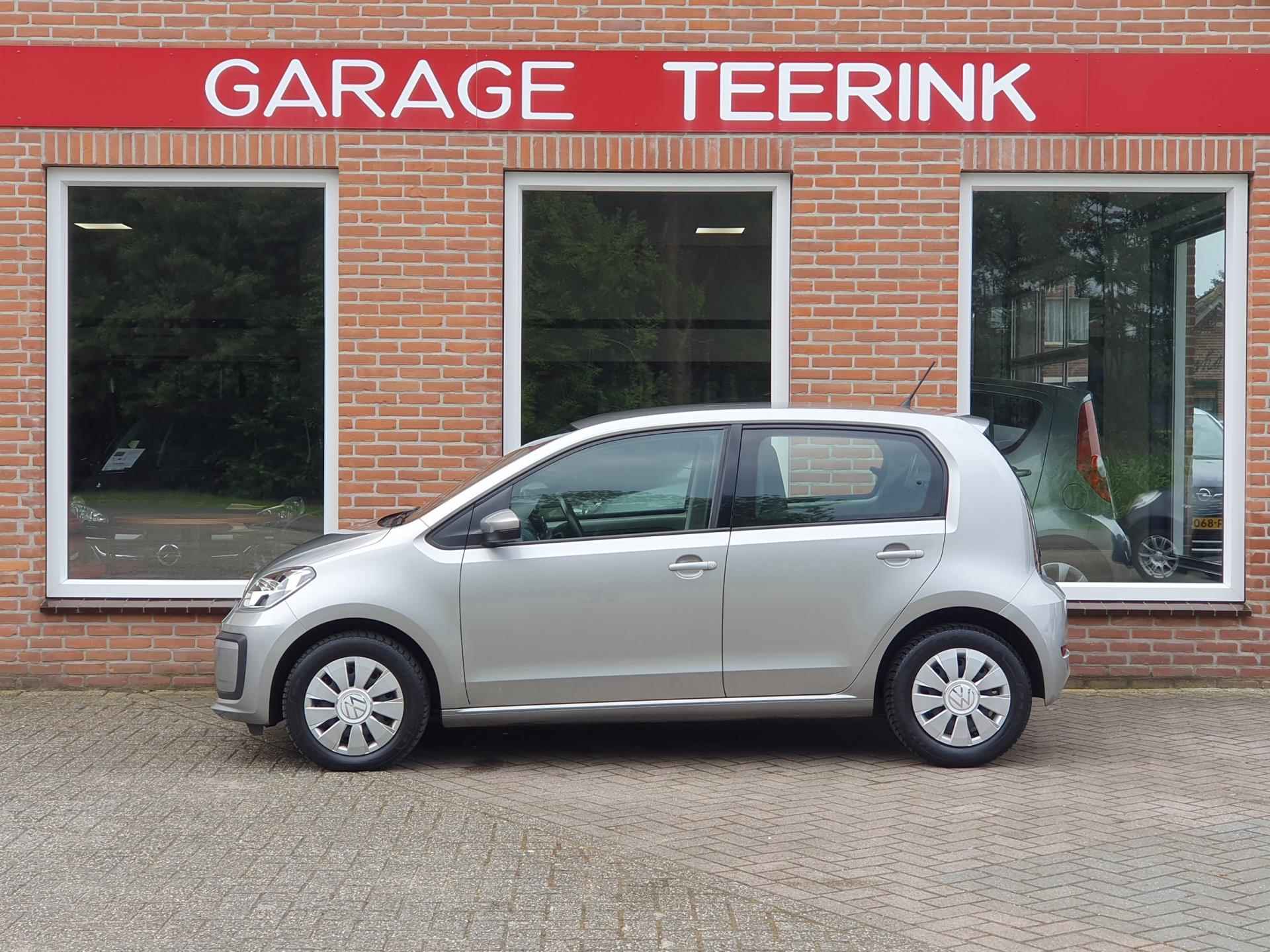 Volkswagen Up! 1.0 high up! 60PK 5drs airco, elektr. ramen, navi, dab, bluetooth RIJKLAAR - 14/17