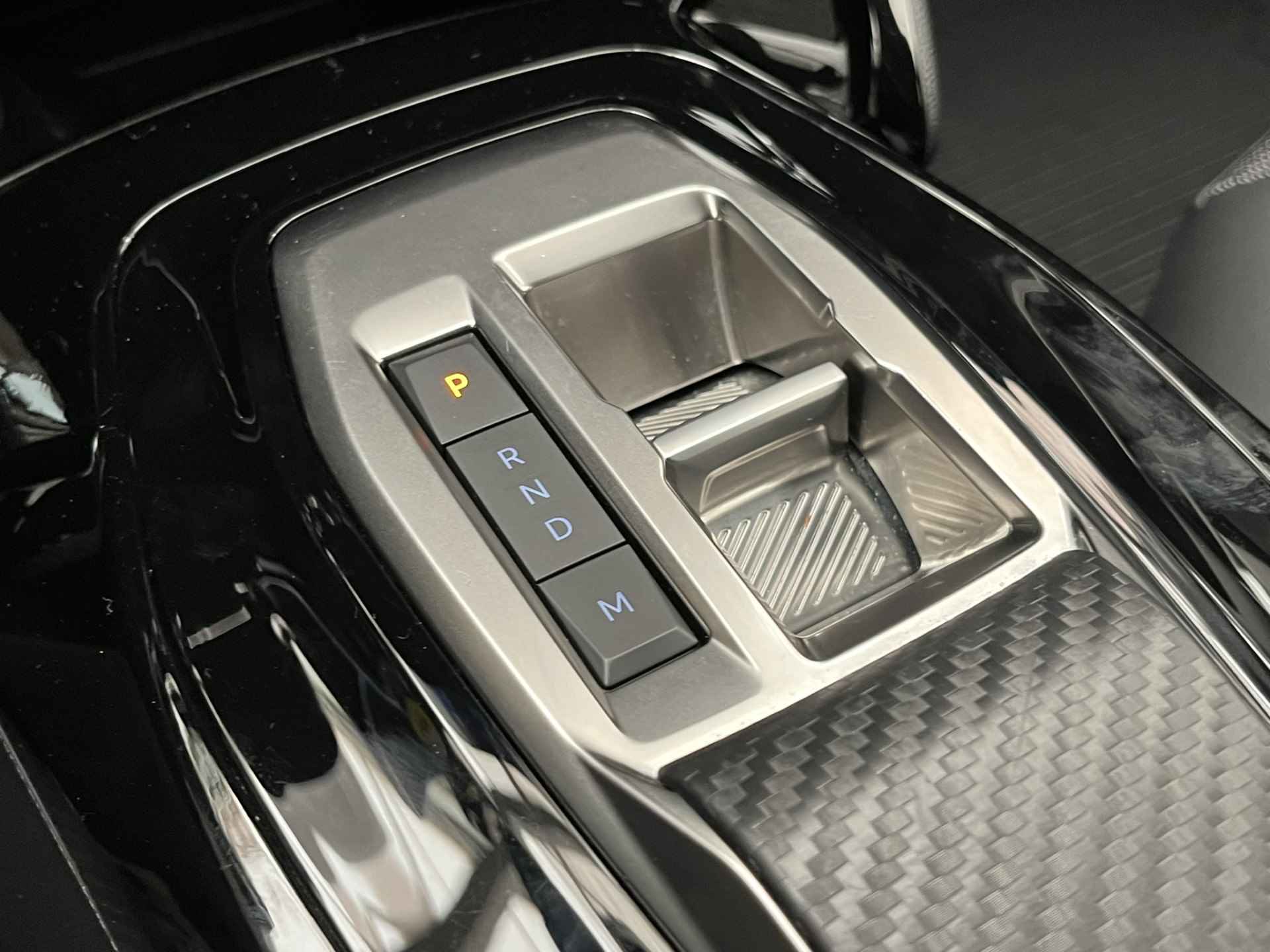 Peugeot 208 1.2 100PK Allure Pack | Camera | Carplay | Stoelverwarming | 16'' Lichtmetaal | Getint glas | Clima | Cruise | Bluetooth | Touchscreen | - 5/46