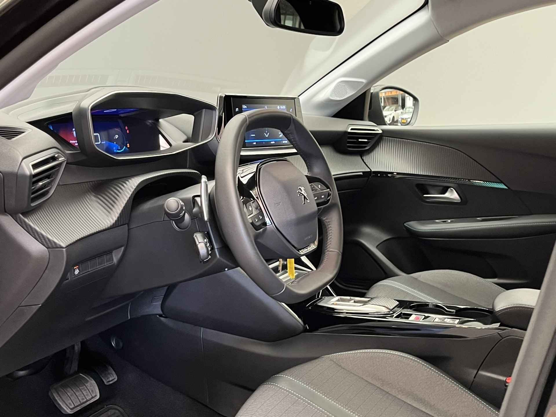 Peugeot 208 1.2 100PK Allure Pack | Camera | Carplay | Stoelverwarming | 16'' Lichtmetaal | Getint glas | Clima | Cruise | Bluetooth | Touchscreen | - 28/46