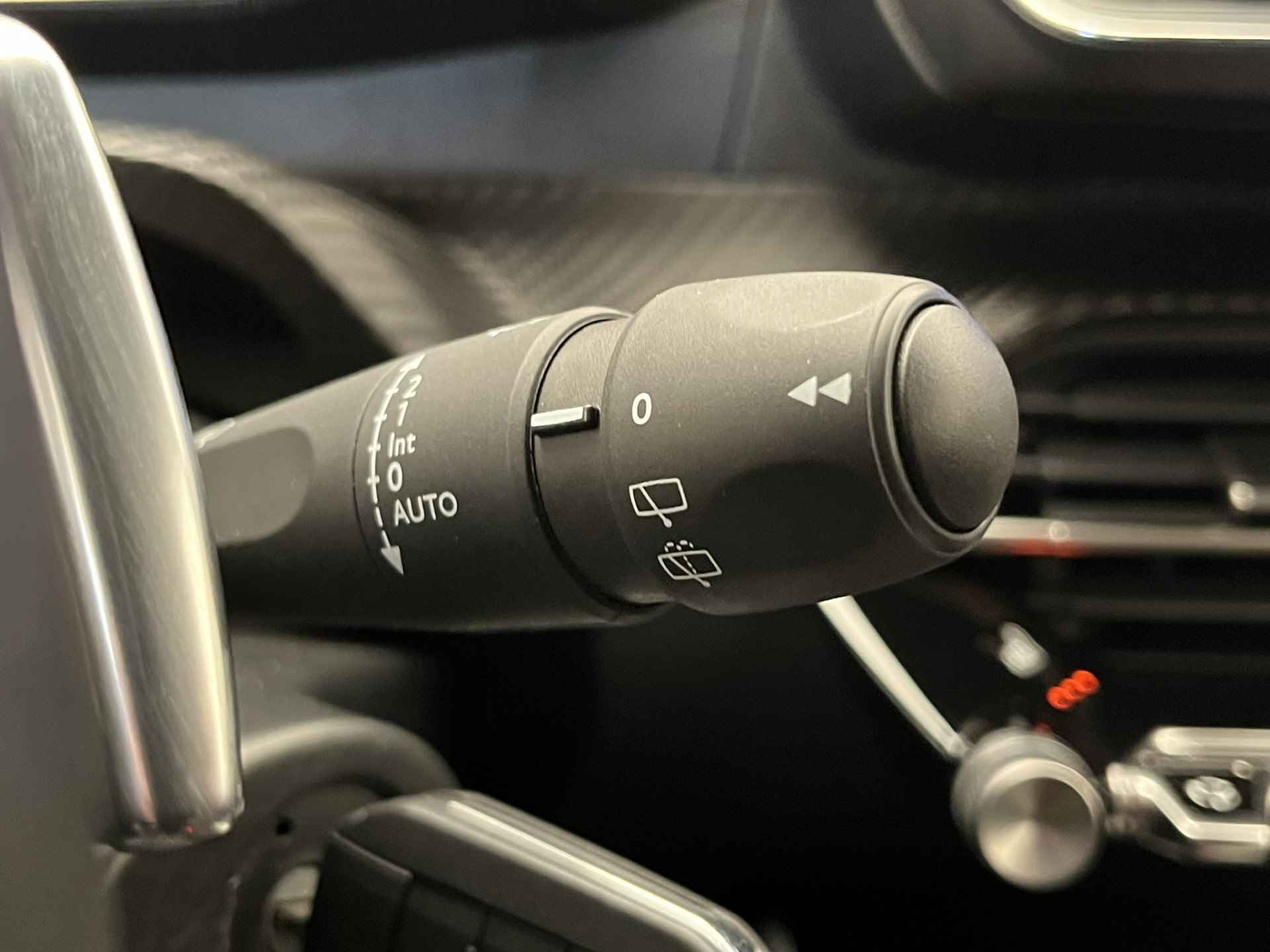 Peugeot 208 1.2 100PK Allure Pack | Camera | Carplay | Stoelverwarming | 16'' Lichtmetaal | Getint glas | Clima | Cruise | Bluetooth | Touchscreen | - 46/46
