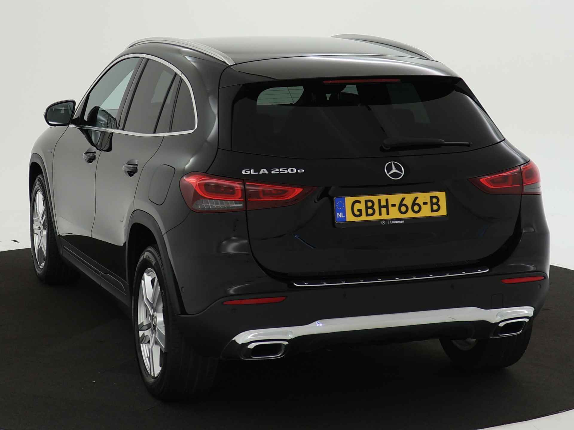 Mercedes-Benz GLA 250 e Plug-In Hybride | Dodehoekdetectie | Inclusief 24 maanden MB Certified garantie voor Europa. - 17/44