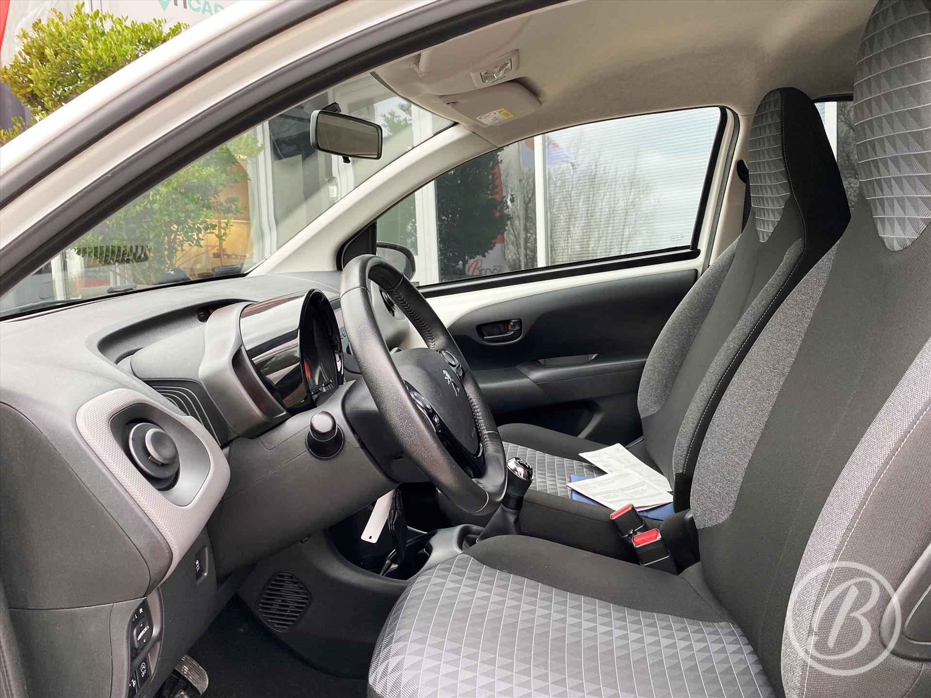 Peugeot 108 1.0 VTi 72pk 5D Active | airconditioning, radio met bleutooth, elek. ramen en verstelbare buitenspiegels, getinte ramen, toerenteller - 7/49