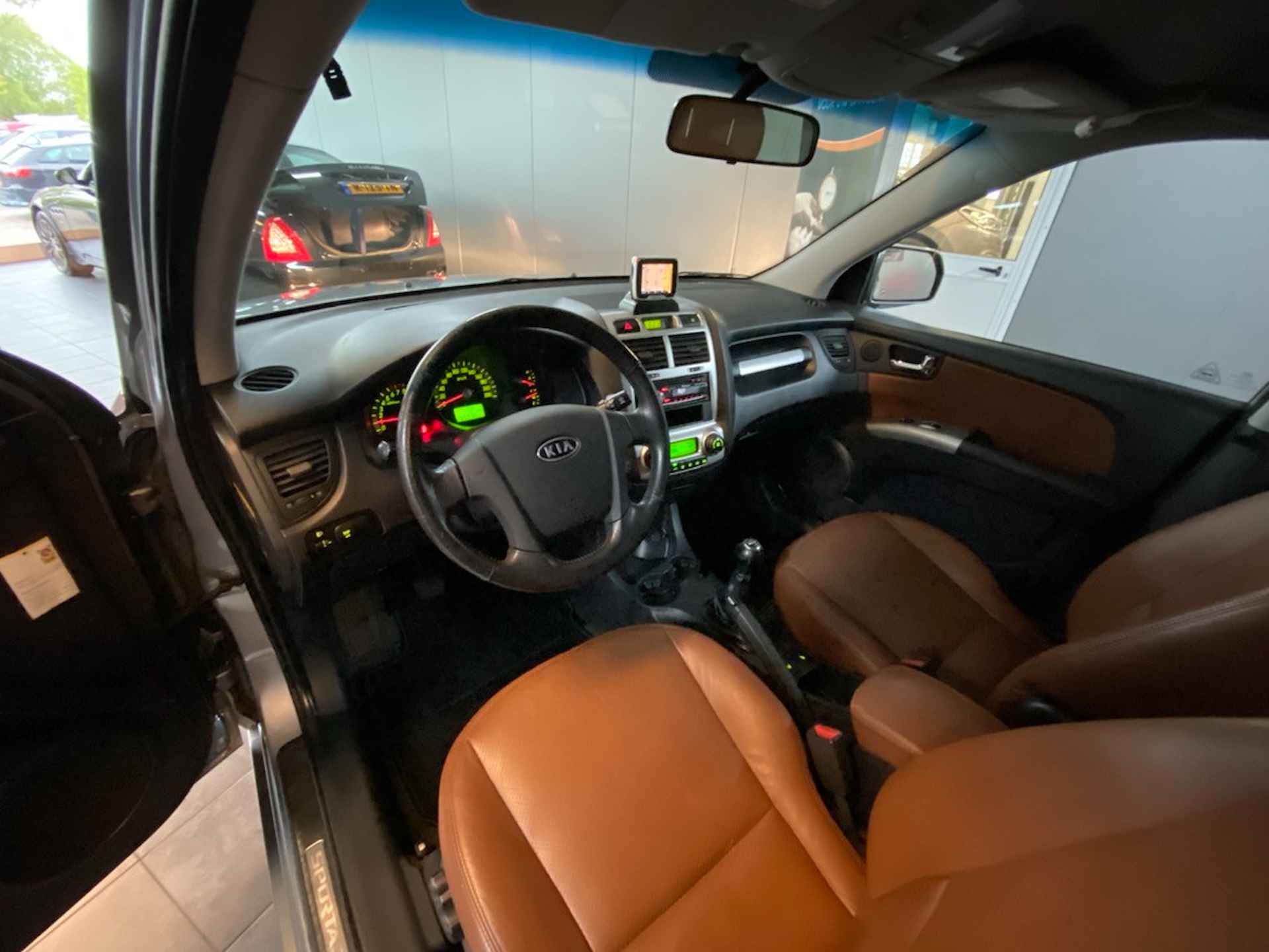 Kia Sportage 2.0 CVVT X-ception In nieuwstaat, Lederen bekleding, Climate control, Cruise control. - 13/19