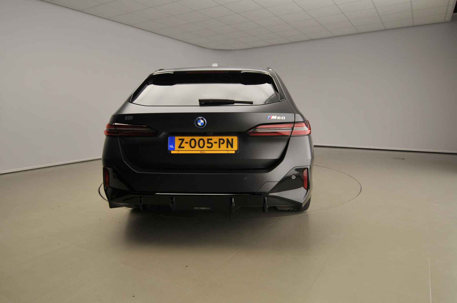 BMW i5 Touring M60xDrive | M-Sportpakket | LED | HUD | Trekhaak | Schuifdak | Comfortzetels | DAB | Bowers & Wilkins sound | Alu 21 inch - 4/58