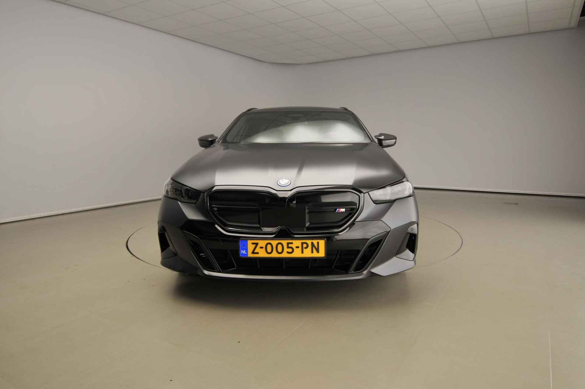 BMW i5 Touring M60xDrive | M-Sportpakket | LED | HUD | Trekhaak | Schuifdak | Comfortzetels | DAB | Bowers & Wilkins sound | Alu 21 inch - 6/58