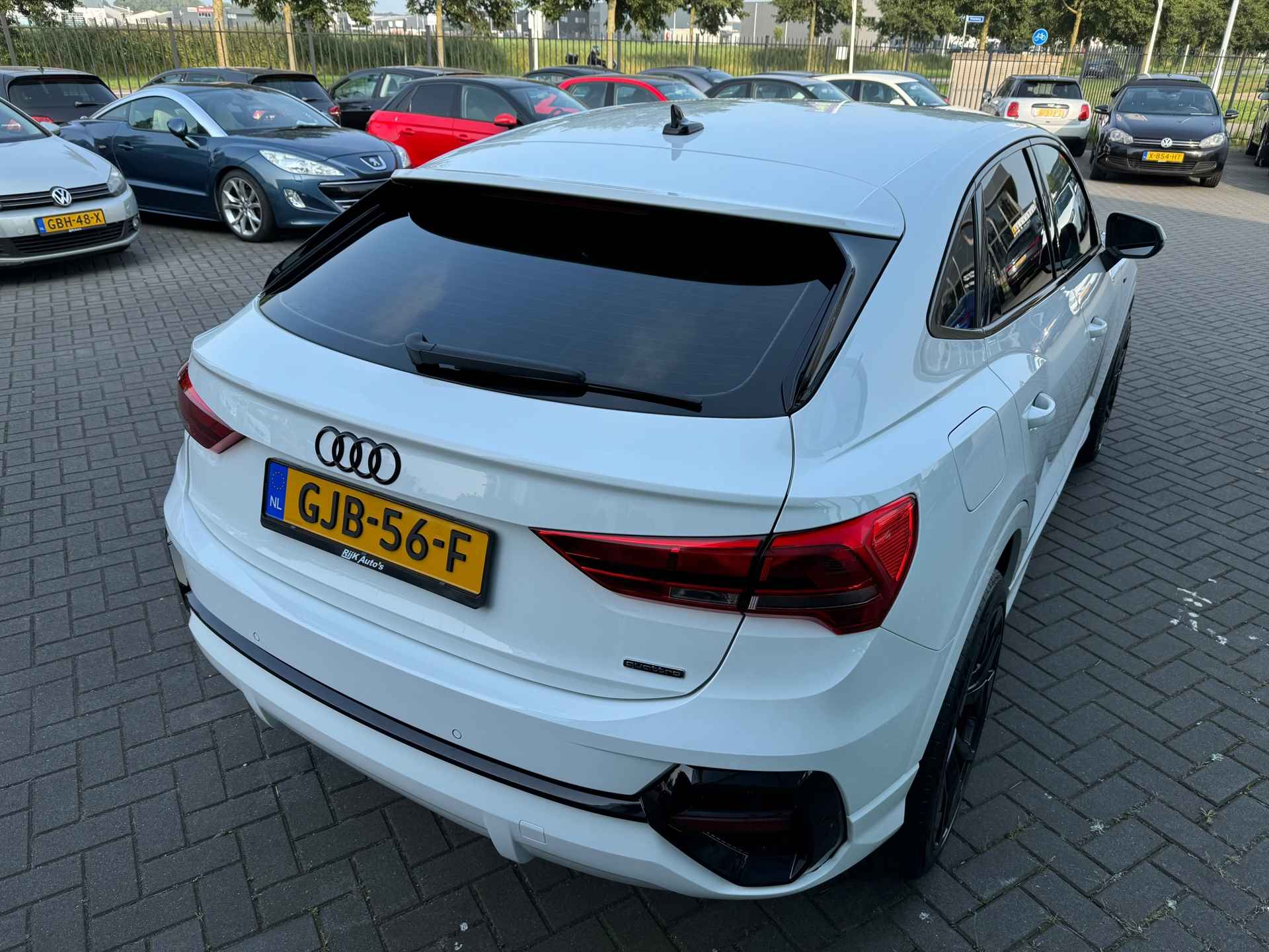 Audi Q3 Sportback 40 TFSI quattro * S-line * Carplay * Camera * Stoelverwarming - 5/36