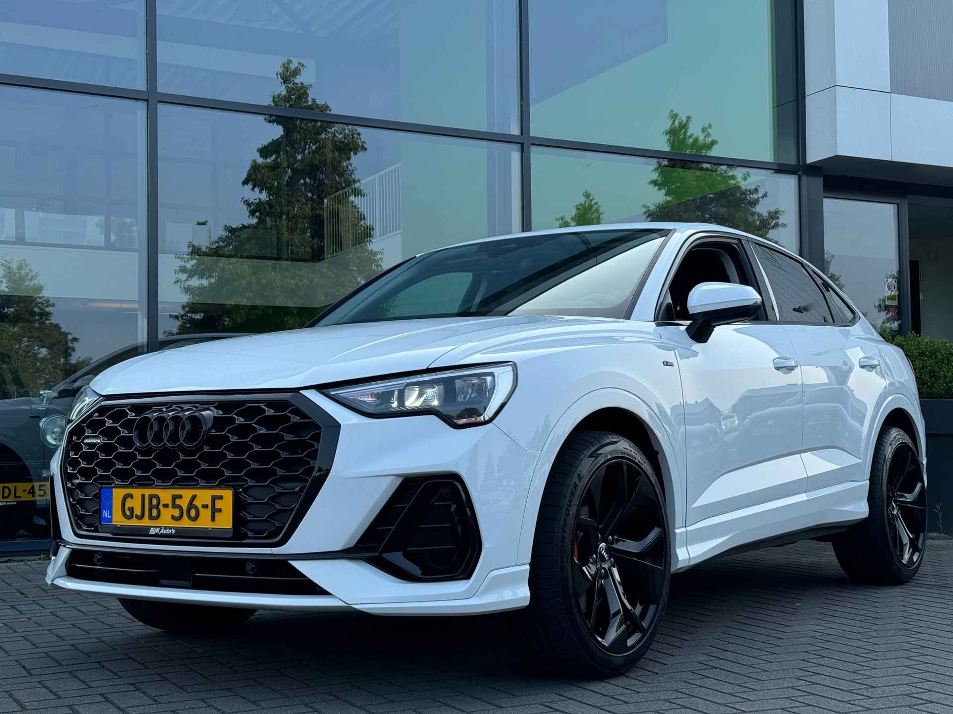 Audi Q3 Sportback 40 TFSI quattro * S-line * Carplay * Camera * Stoelverwarming - 27/36