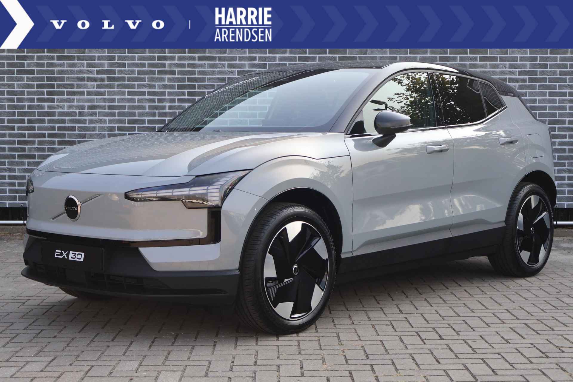 Volvo EX30 Single Motor Extended Range Plus 69 kWh Sepp subsidie | Harman Kardon | dak in contrastkleur | Adaptieve cruise control | Keyless entry | - 1/23