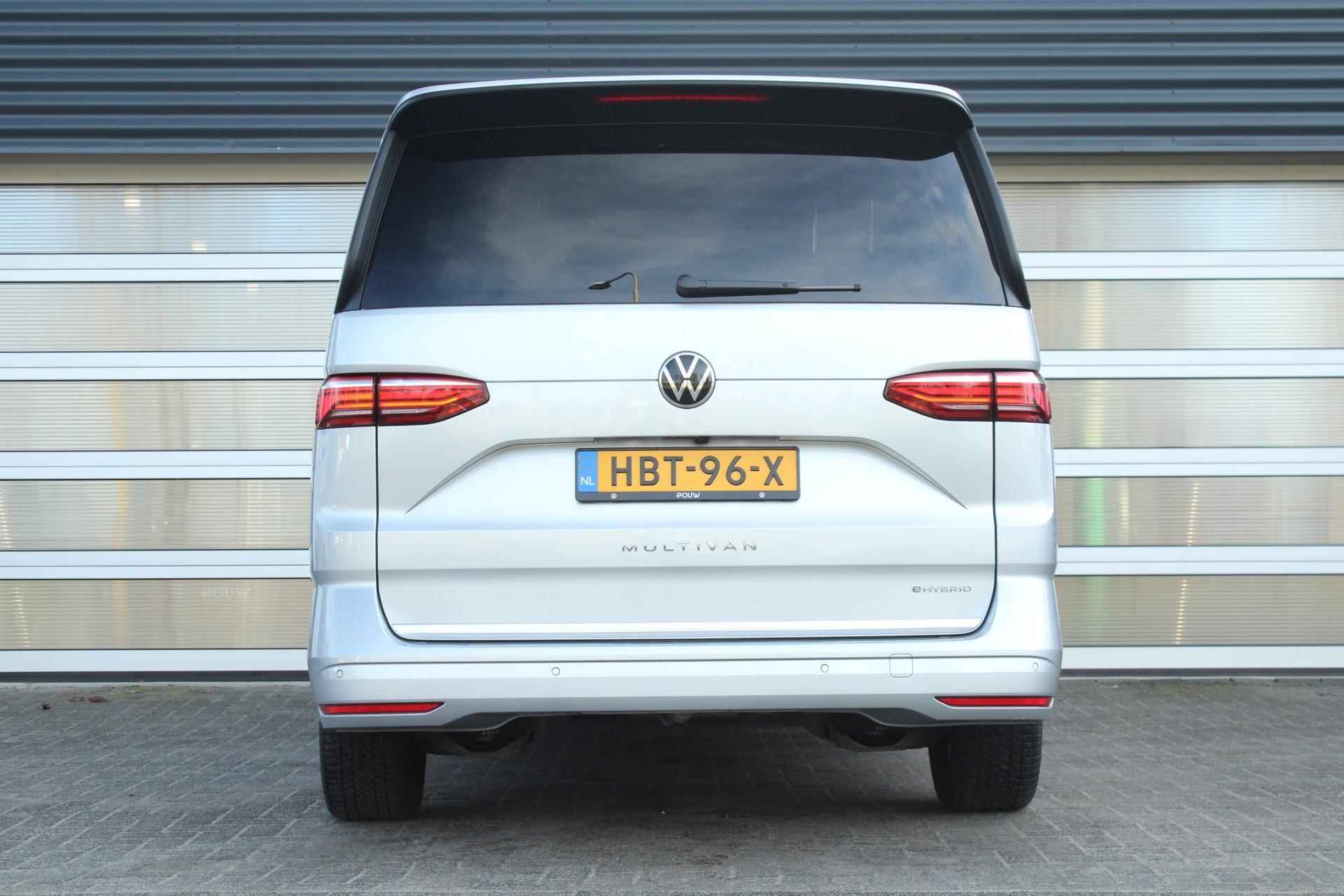 Volkswagen Multivan 1.4 eHybrid L2H1 Bulli 218pk DSG | 7-zits | Climatronic | Elektrische schuifdeuren | Trekhaak - 10/62