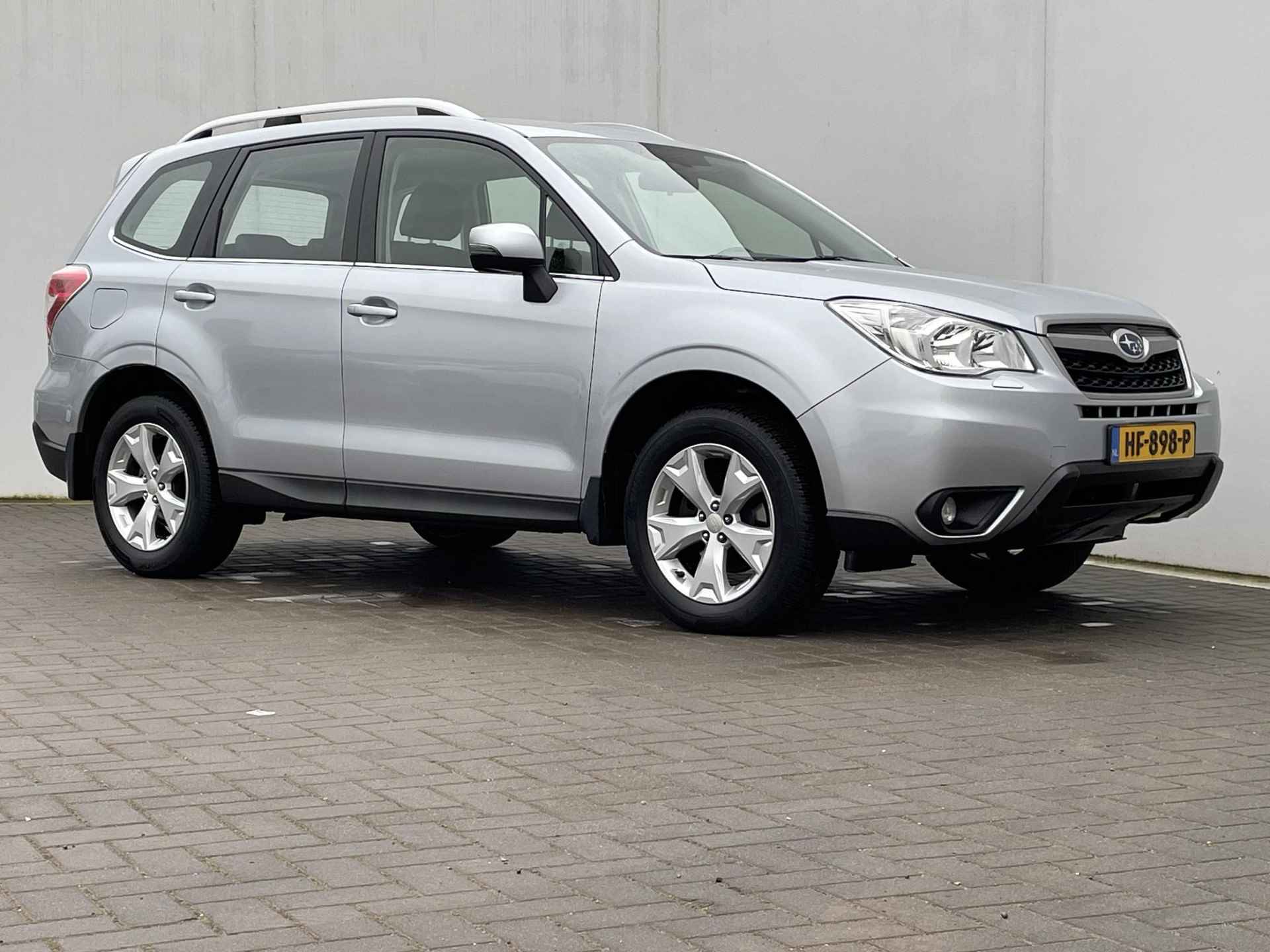 Subaru Forester 2.0 Luxury 150PK / Automaat / Airco / Alpine Navigatie / Lederen bekleding / Trekhaak (2000 kg) - 14/44