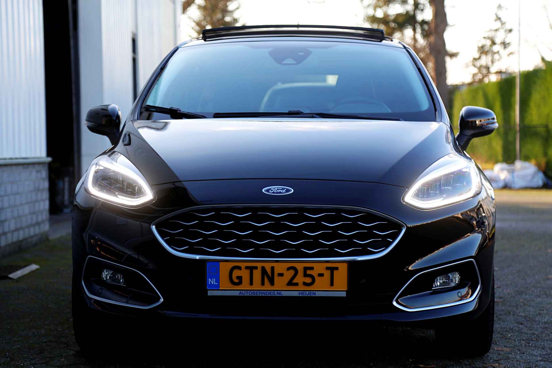 Ford Fiesta 1.0 EcoBoost 125PK Vignale Aut.*Perfect Ford Onderh.*1ste Eig*BTW*Pano/ACC/Leder/B&O/Stoelverw./Stuurverw./Dodehoek/Rijstrook/Ap - 25/69