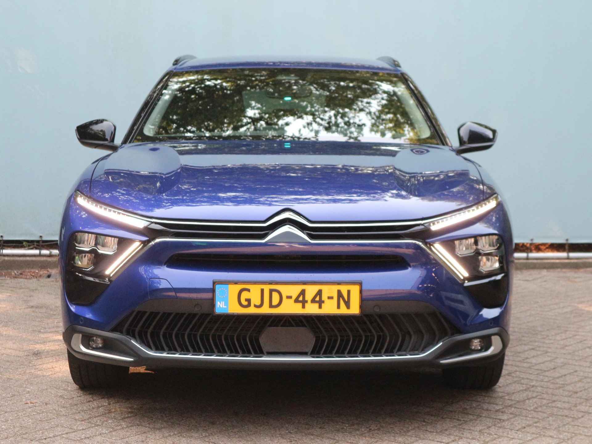 Citroen C5 X Shine 1.6 Plug-in Hybrid 225 pk / Adaptive cruise control / Keyless / Full LED - 25/36