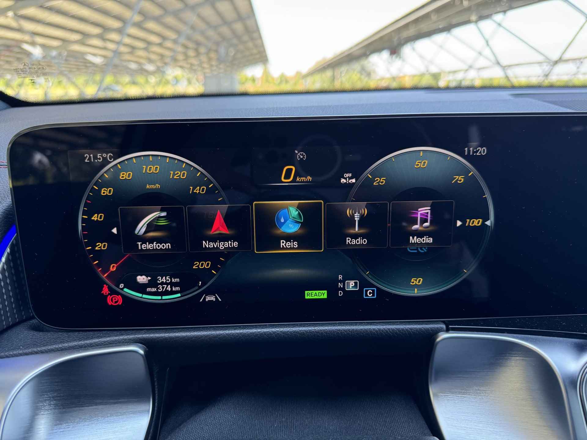 Mercedes-Benz EQB 250+ Business Edition 71 kWh | AMG-line | Night | Sfeerverlichting | Dodehoek assistent | Apple Carplay | Achteruitrijcamera | Stoelverwarming | DAB+ Radio | - 17/34