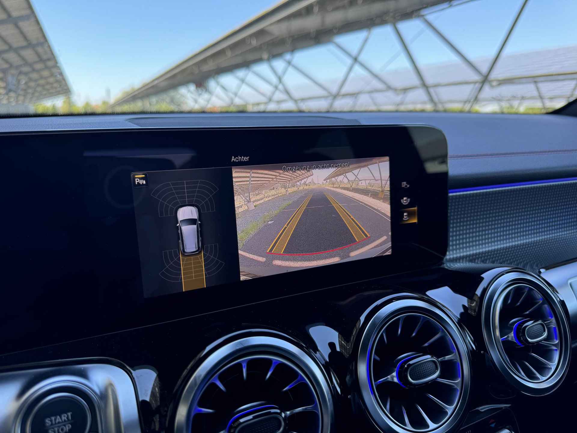 Mercedes-Benz EQB 250+ Business Edition 71 kWh | AMG-line | Night | Sfeerverlichting | Dodehoek assistent | Apple Carplay | Achteruitrijcamera | Stoelverwarming | DAB+ Radio | - 24/34