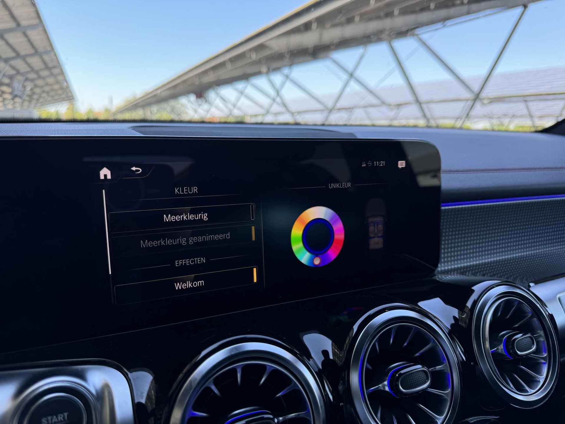 Mercedes-Benz EQB 250+ Business Edition 71 kWh | AMG-line | Night | Sfeerverlichting | Dodehoek assistent | Apple Carplay | Achteruitrijcamera | Stoelverwarming | DAB+ Radio | - 26/34