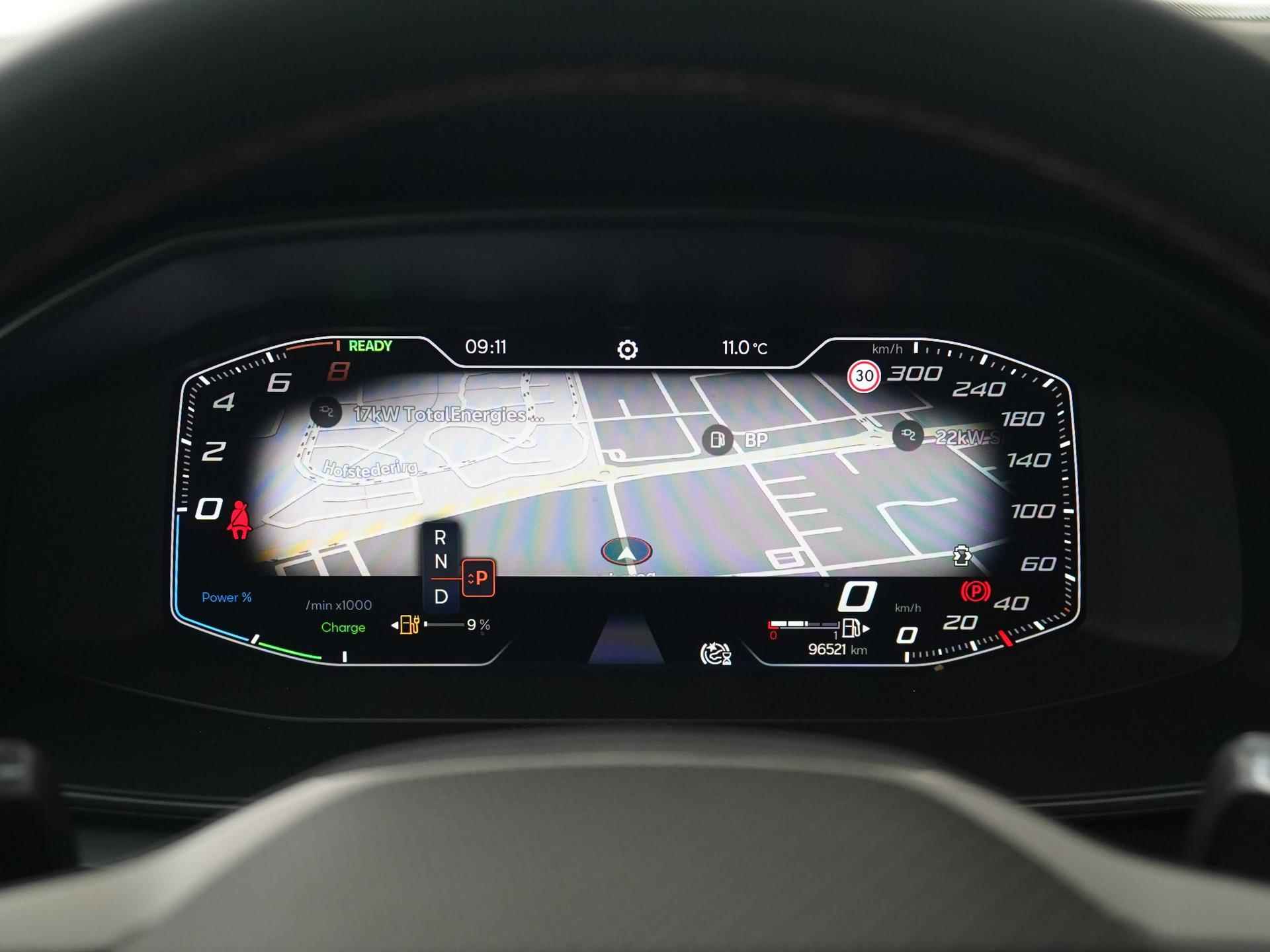 CUPRA Leon Sportstourer 1.4 e-Hybrid VZ Adrenaline | Panoramadak | Camera | Apple Carplay | Zondag Open! - 8/48