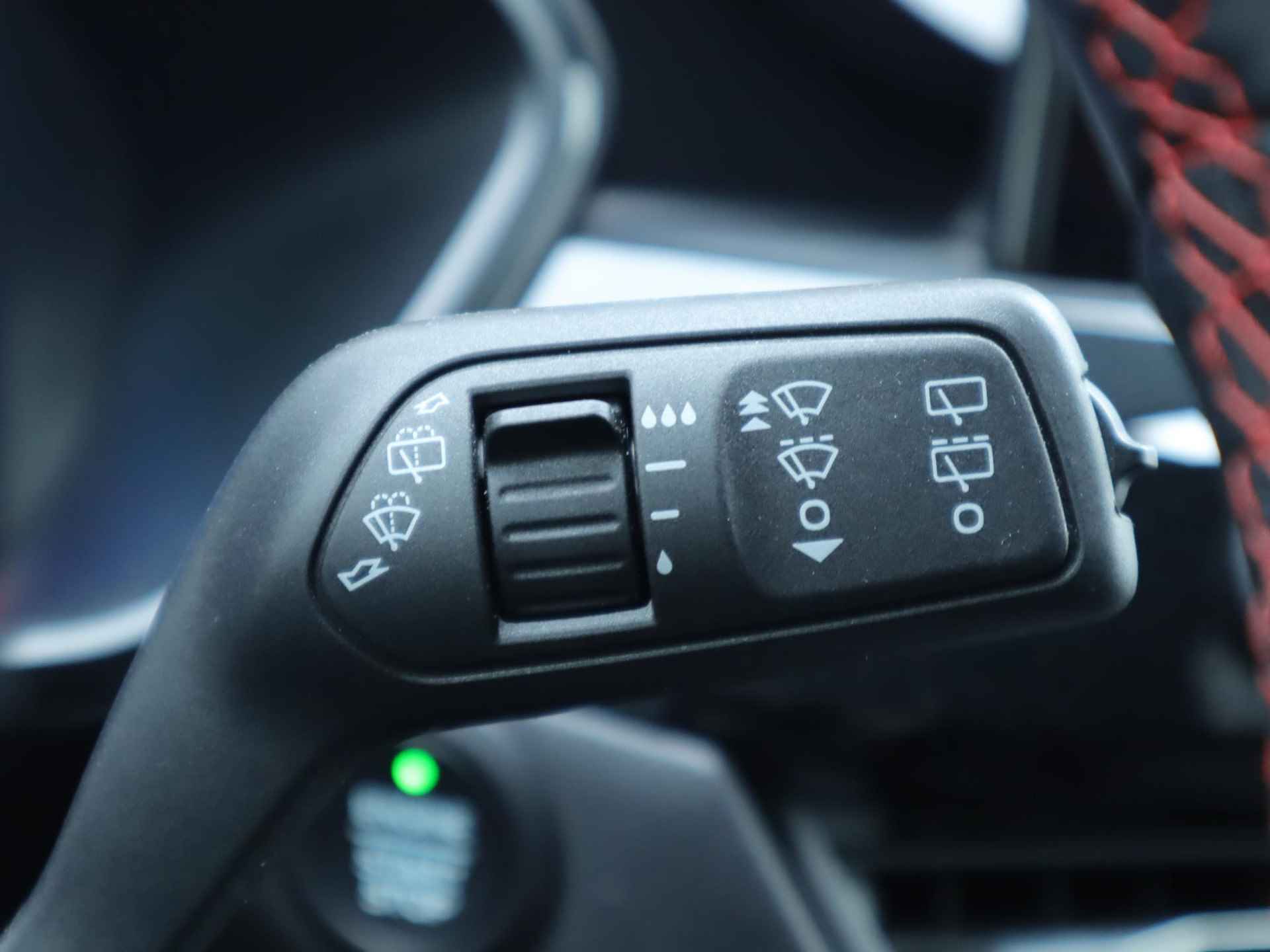 Ford Kuga 2.5 PHEV ST-Line X 225PK | Navigatie | Achteruit rij camera | Parkeer sensoren | Elektrische achterklep | Elektrisch bedienbare achterklep | Climate control - 23/50