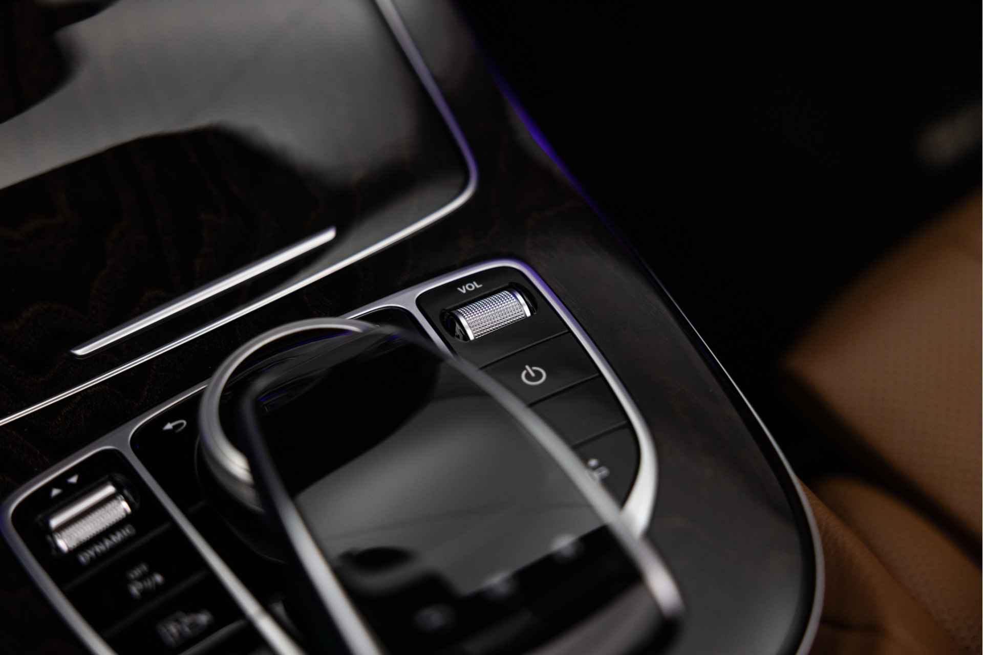 Mercedes-Benz E-Klasse Cabrio 200 AMG Line | Memory | Stoelventilatie | 20" | Exclusief - 37/51